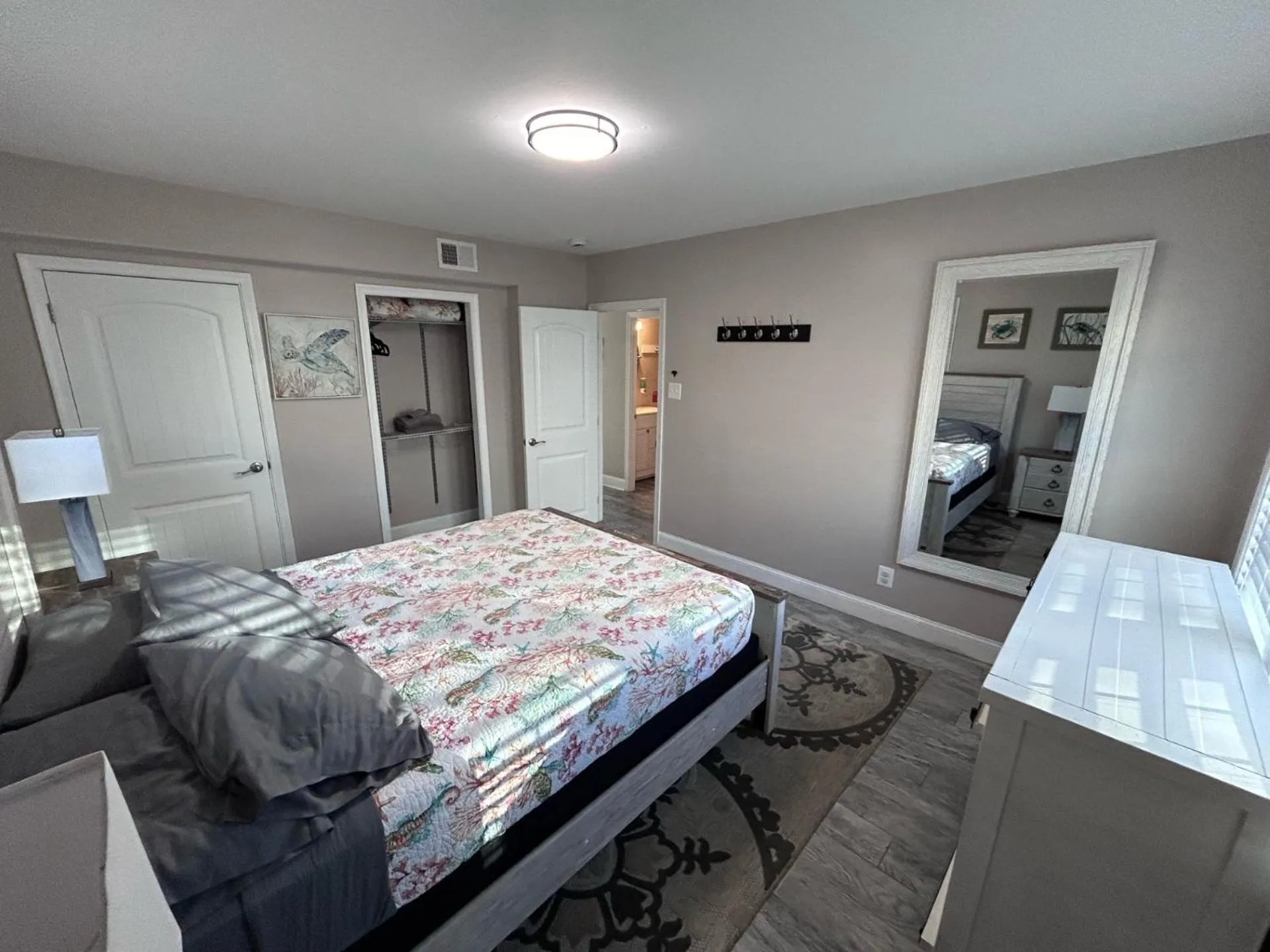 Bedroom, Bed in Beach Block Parking Modern Decor Porch