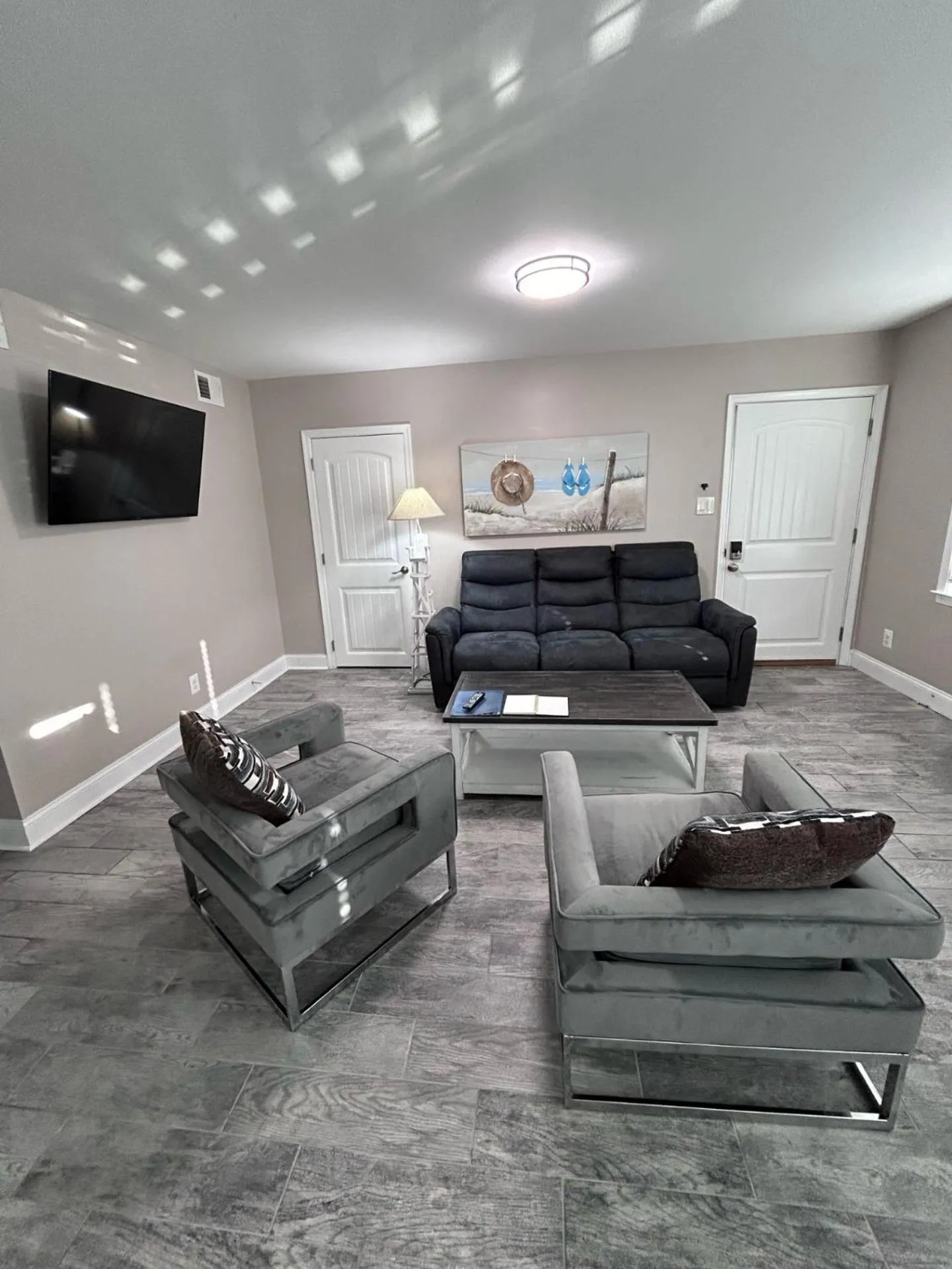 Living room in Beach Block Parking Modern Decor Porch