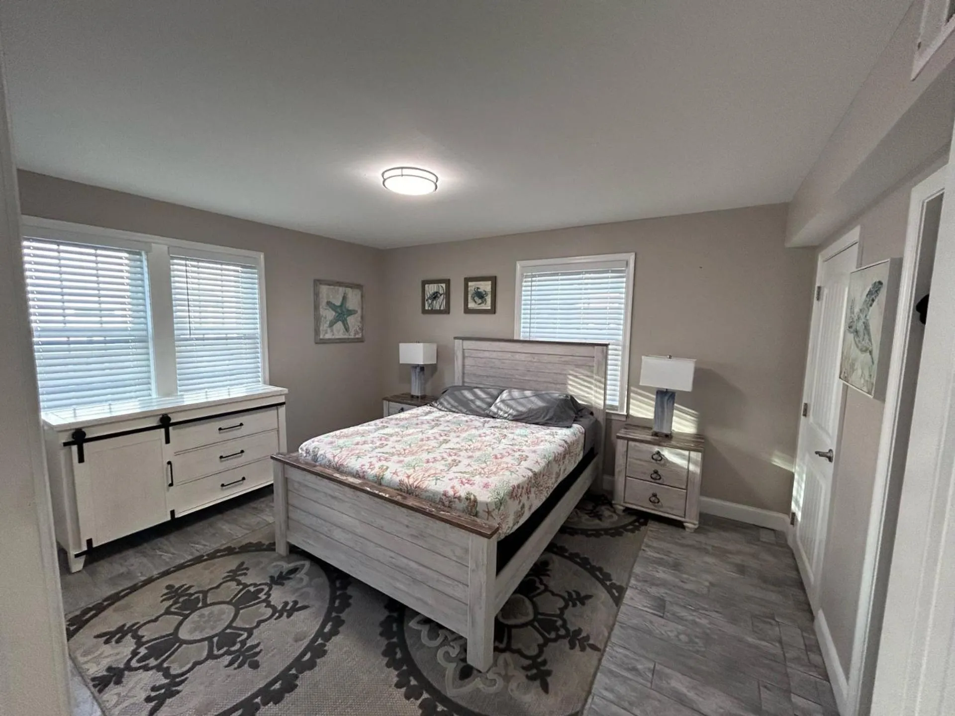 Bedroom, Bed in Beach Block Parking Modern Decor Porch