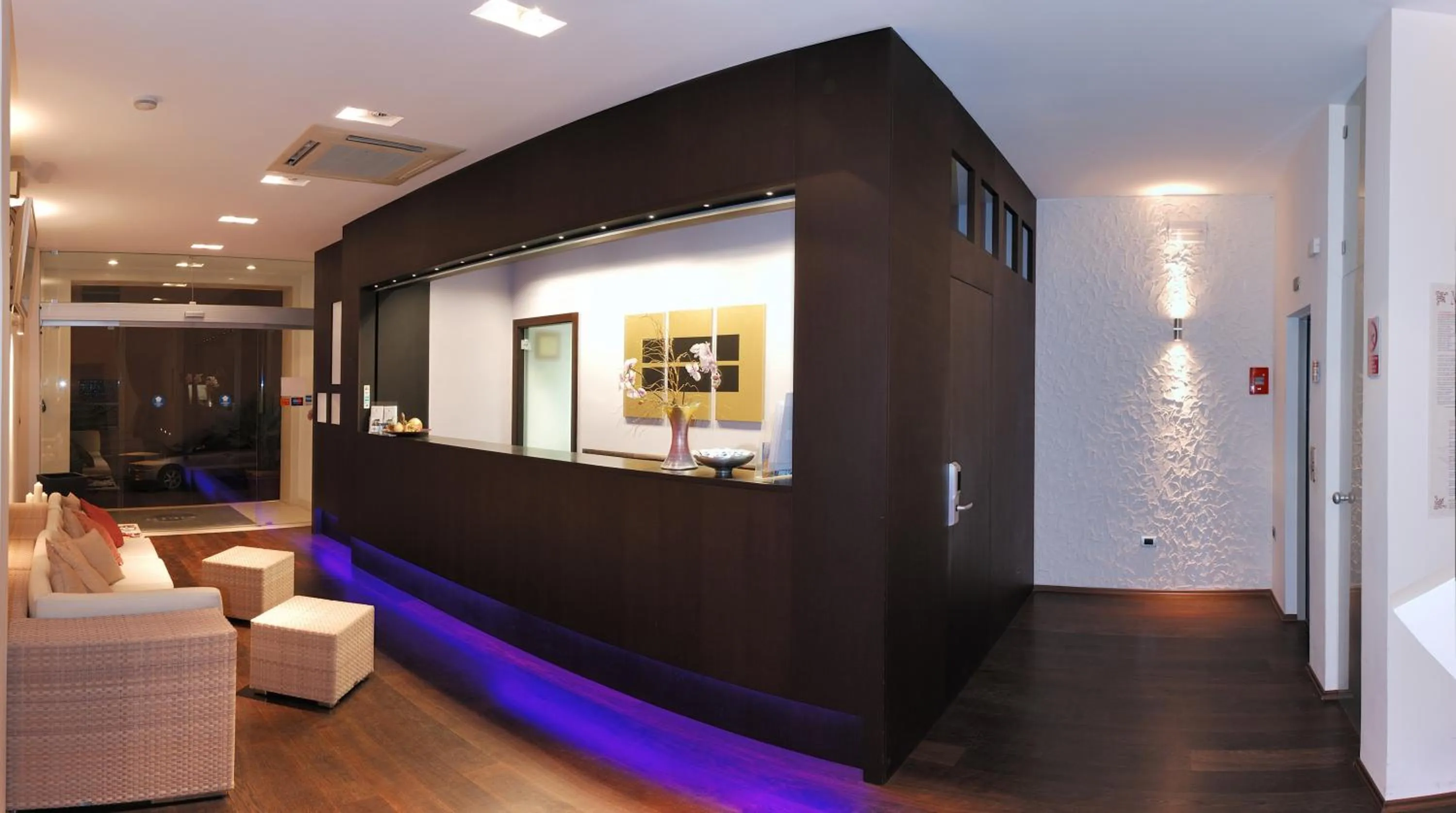 Lobby or reception in Medi Garden Hotel&Residence