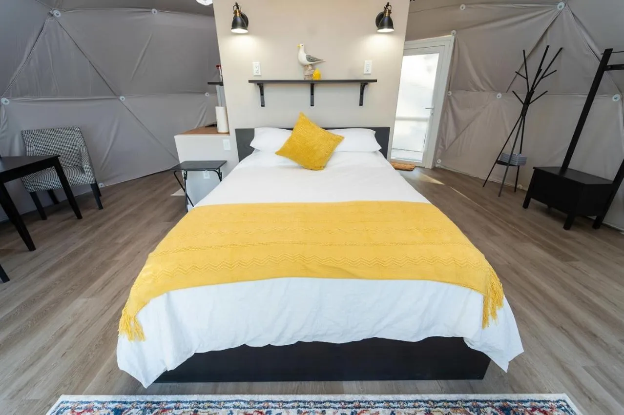 Bed in Gravity Luxury Domes