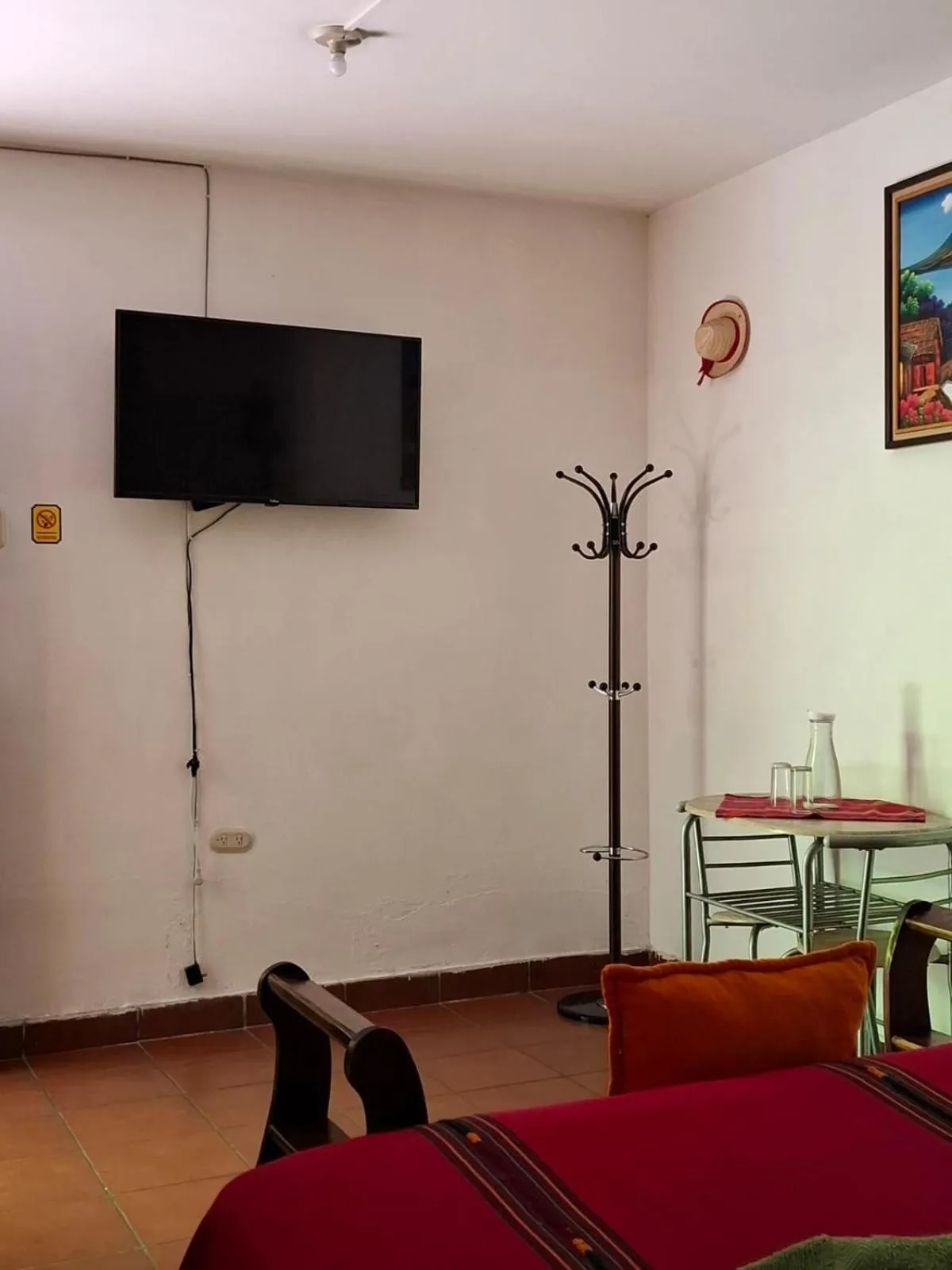 Photo of the whole room in Francisco's rest house hotel