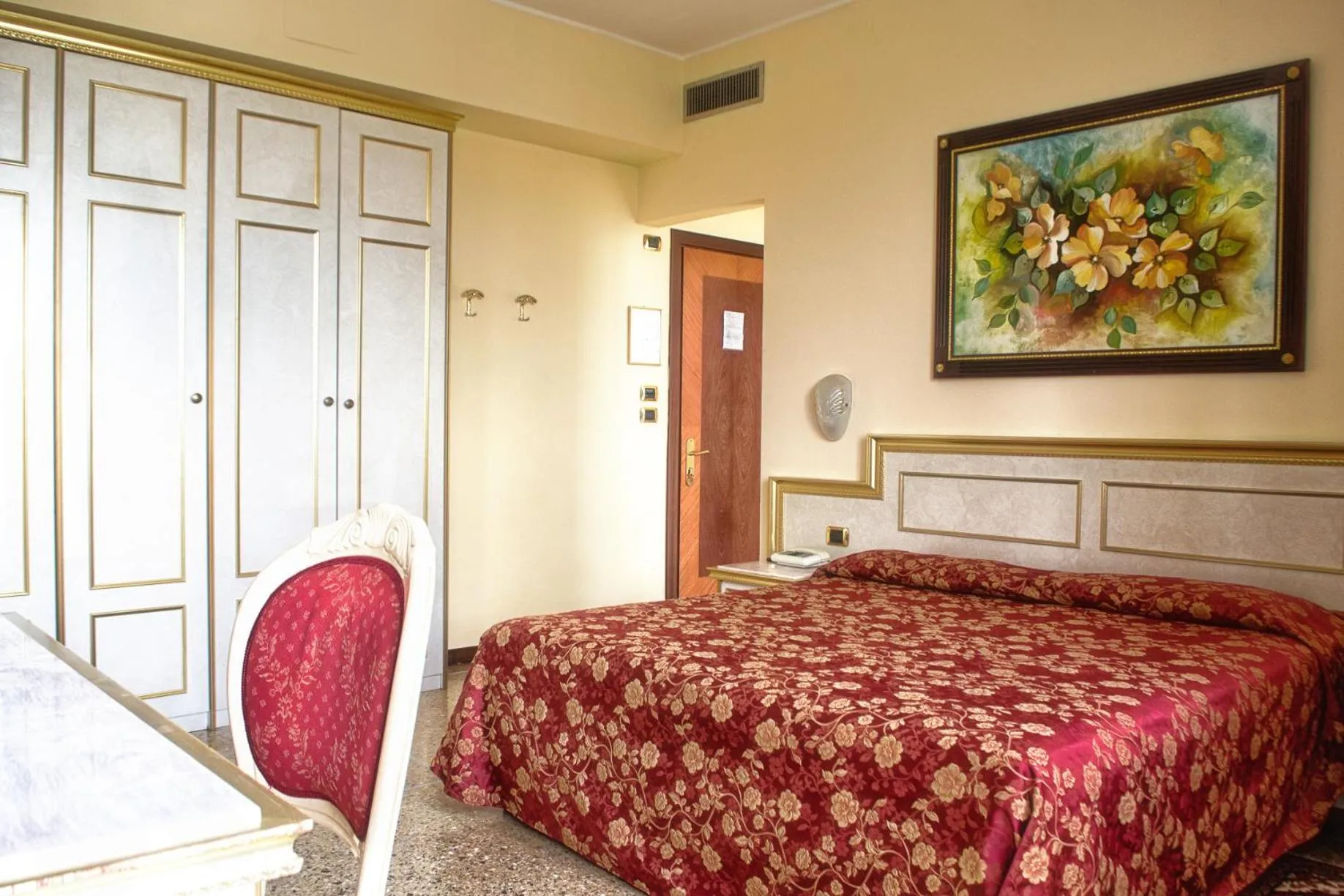 Bedroom, Bed in Hotel Internazionale Terme