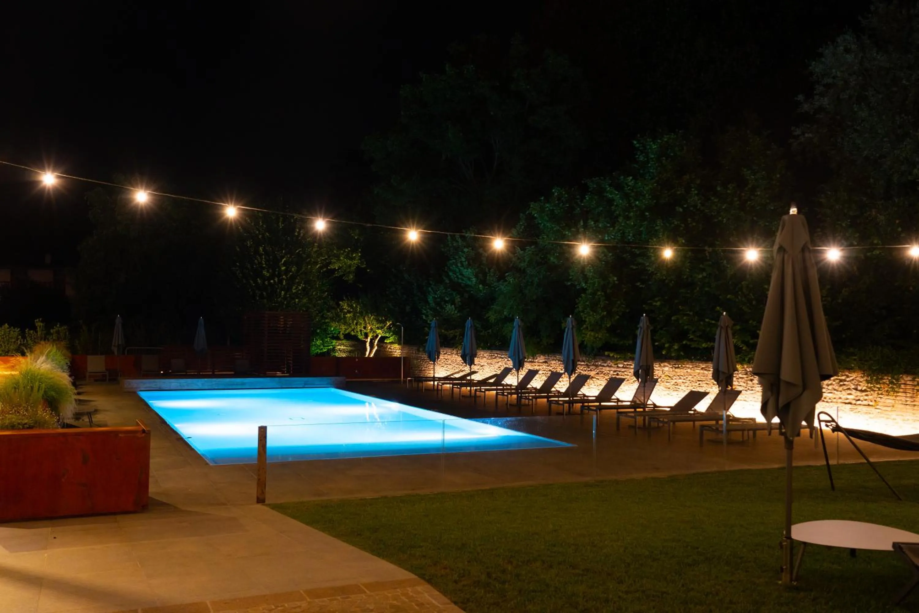 Swimming pool in Sweet Hotel