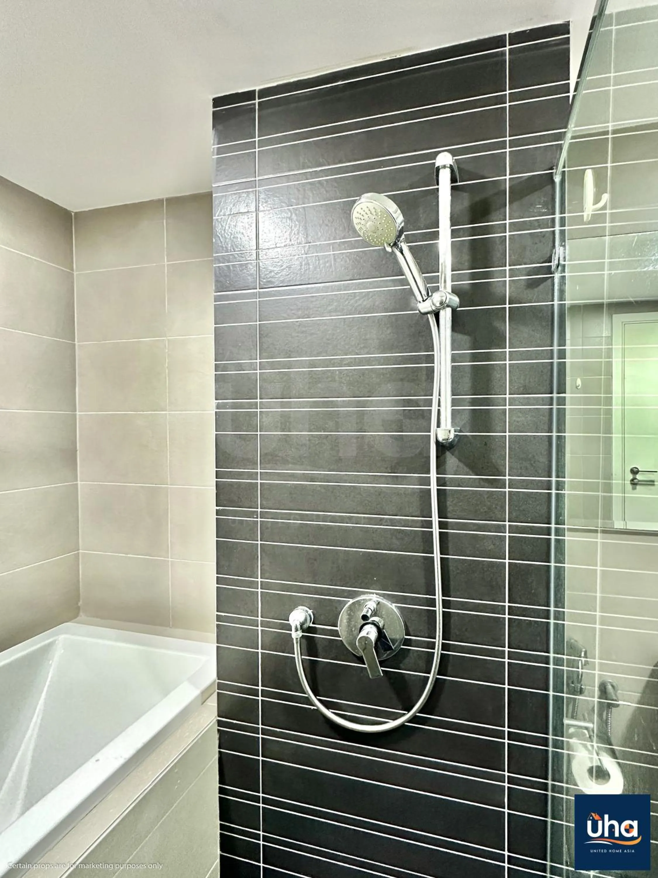 Shower in Teega Suites @ UHA