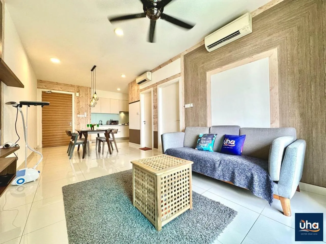 TV and multimedia in Teega Suites @ UHA