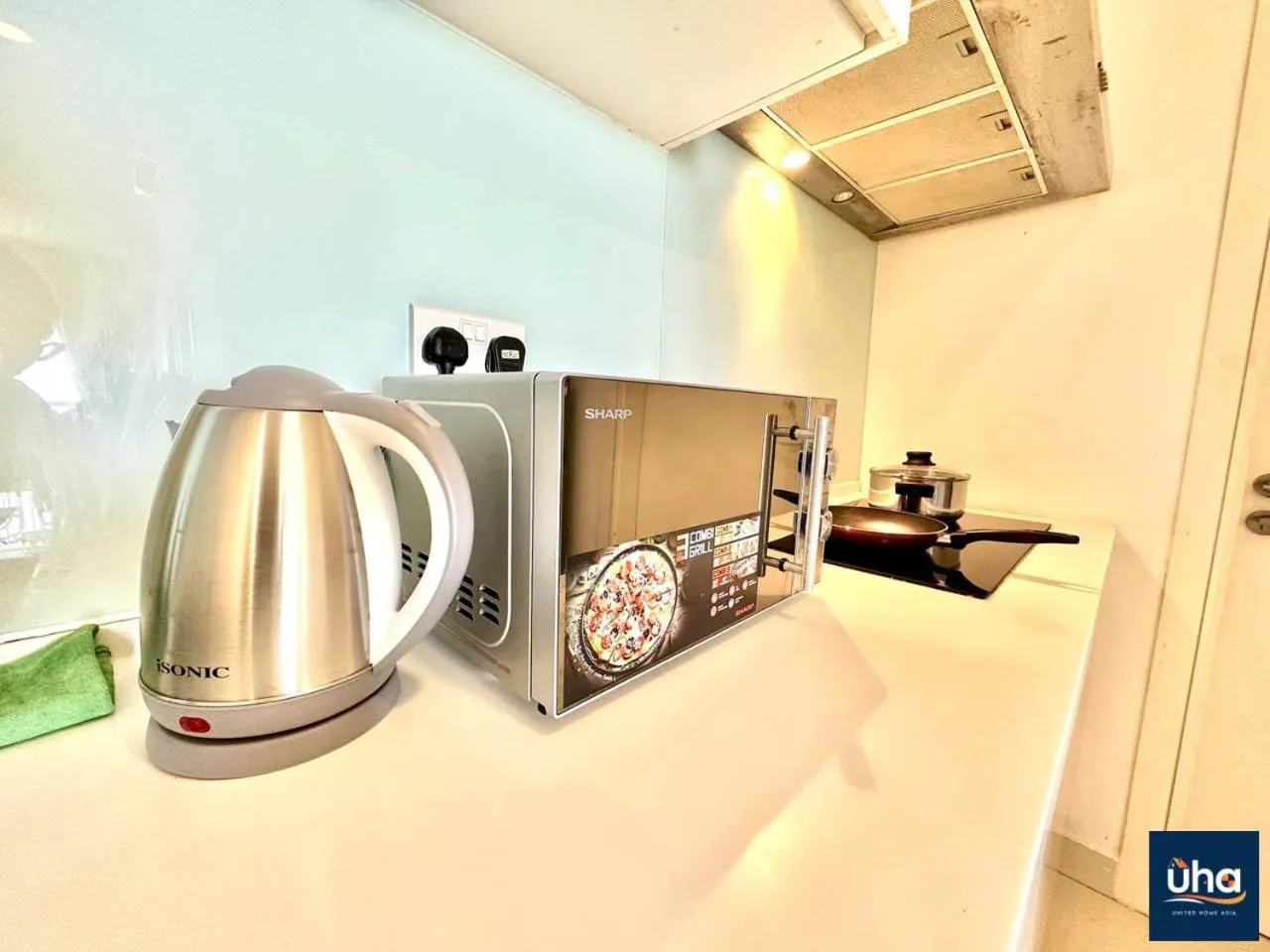 Kitchen or kitchenette in Teega Suites @ UHA