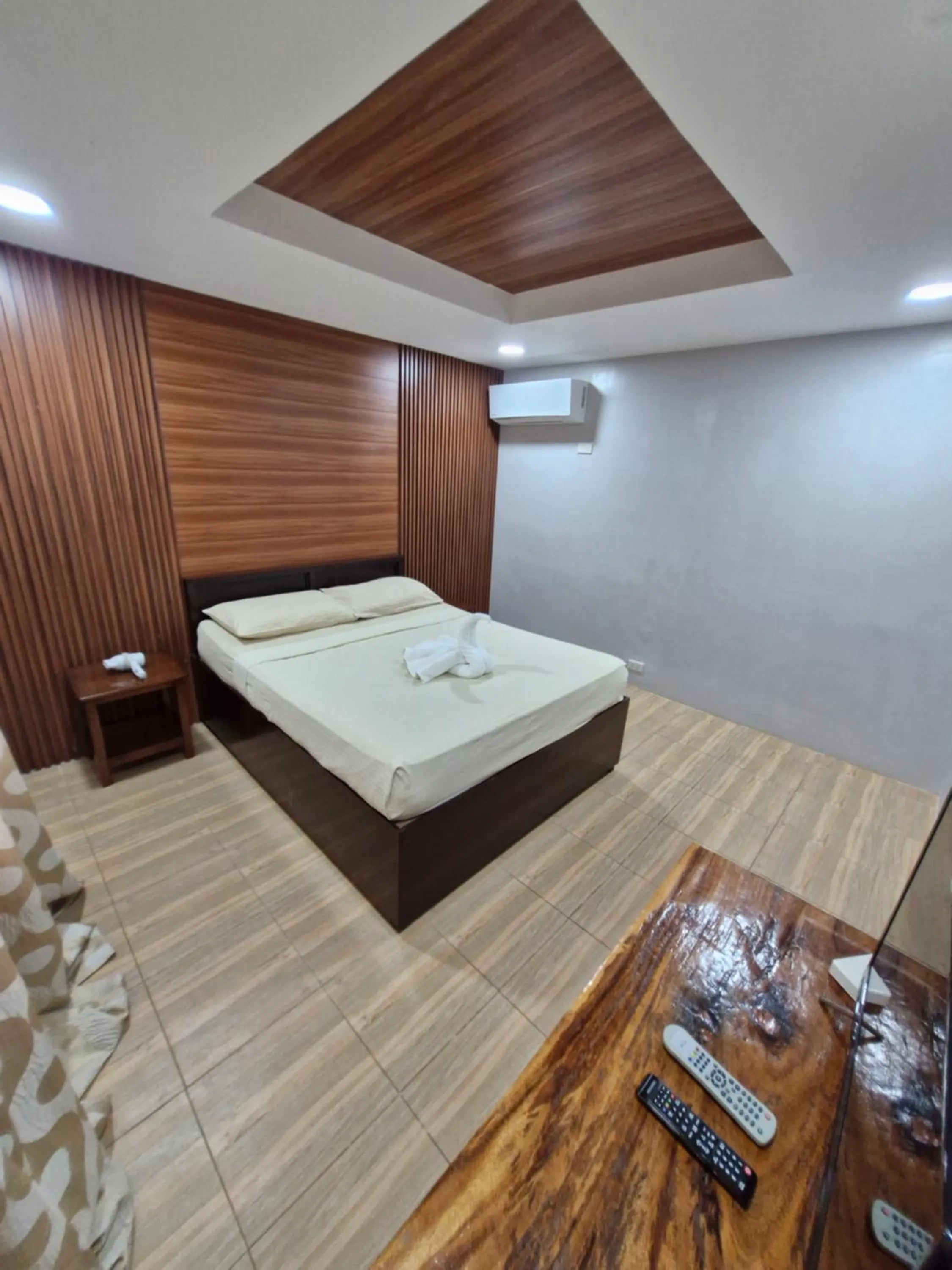 Bed in Panglao Kalikasan Resort