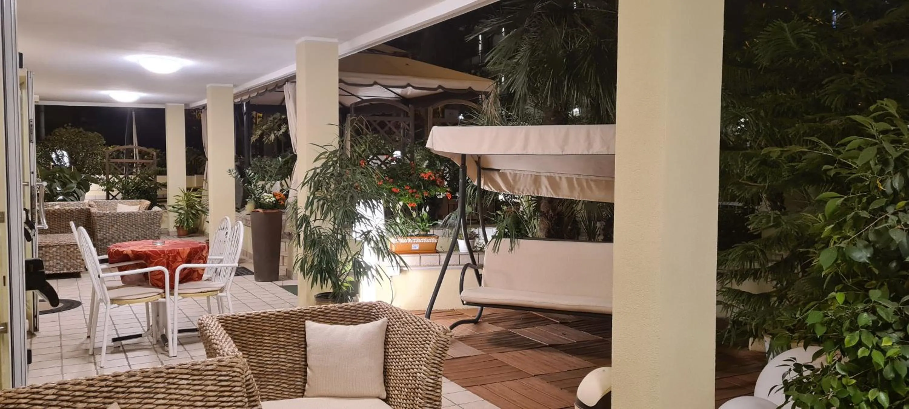 Patio in Hotel Beppe