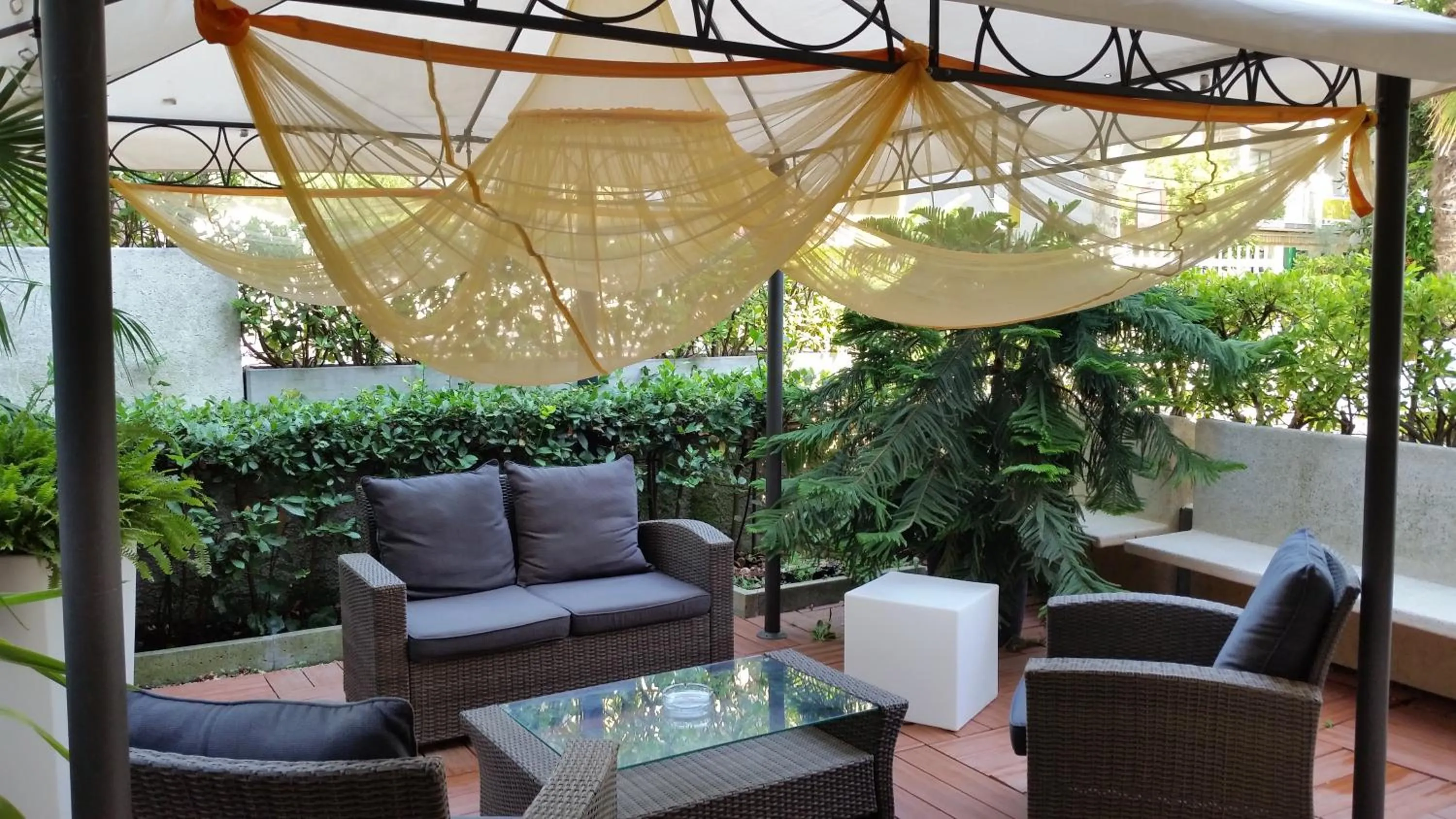 Patio in Hotel Beppe