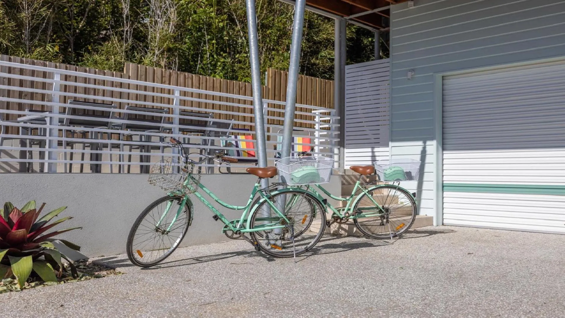 Other in Tea Trees - Modern Townhouse, Village and Beach