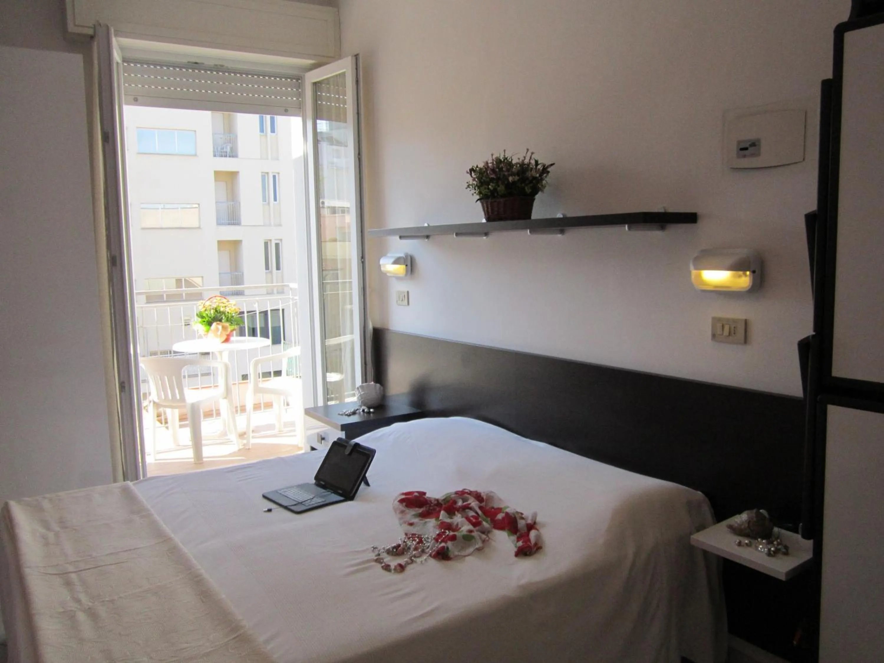 Day, Bed in Hotel Des Bains