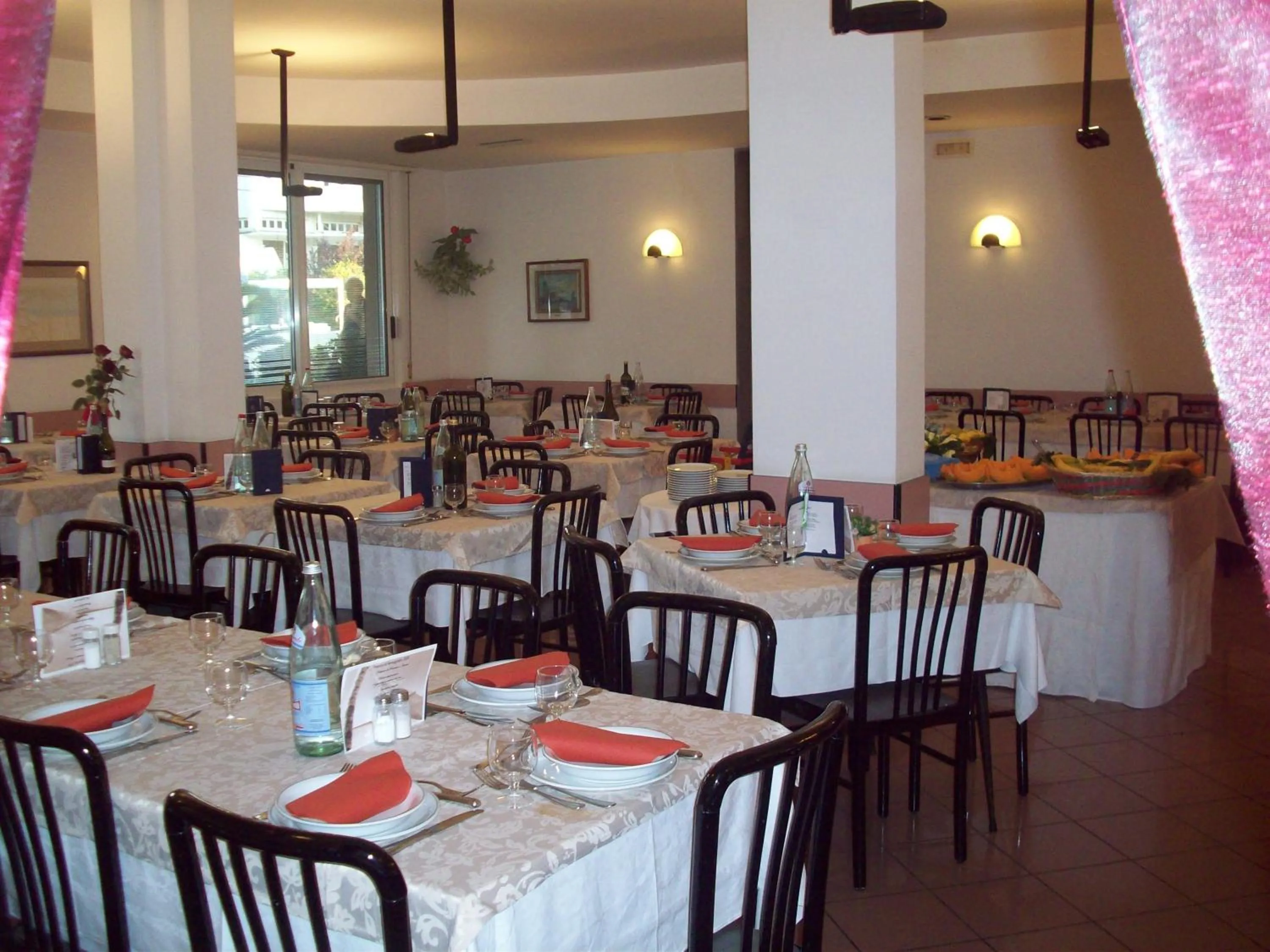 Restaurant/places to eat in Hotel Des Bains