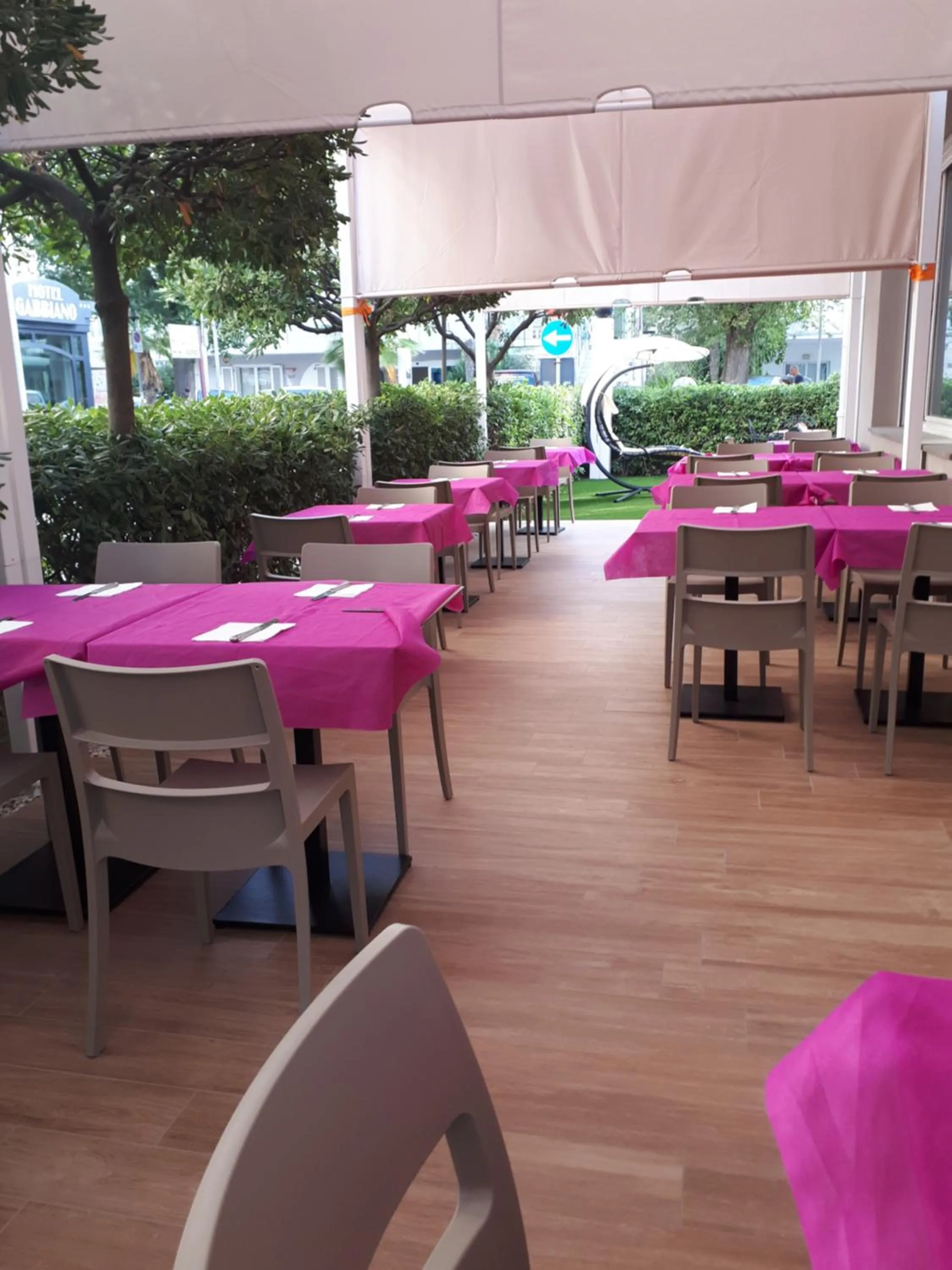 Restaurant/places to eat in Hotel Des Bains