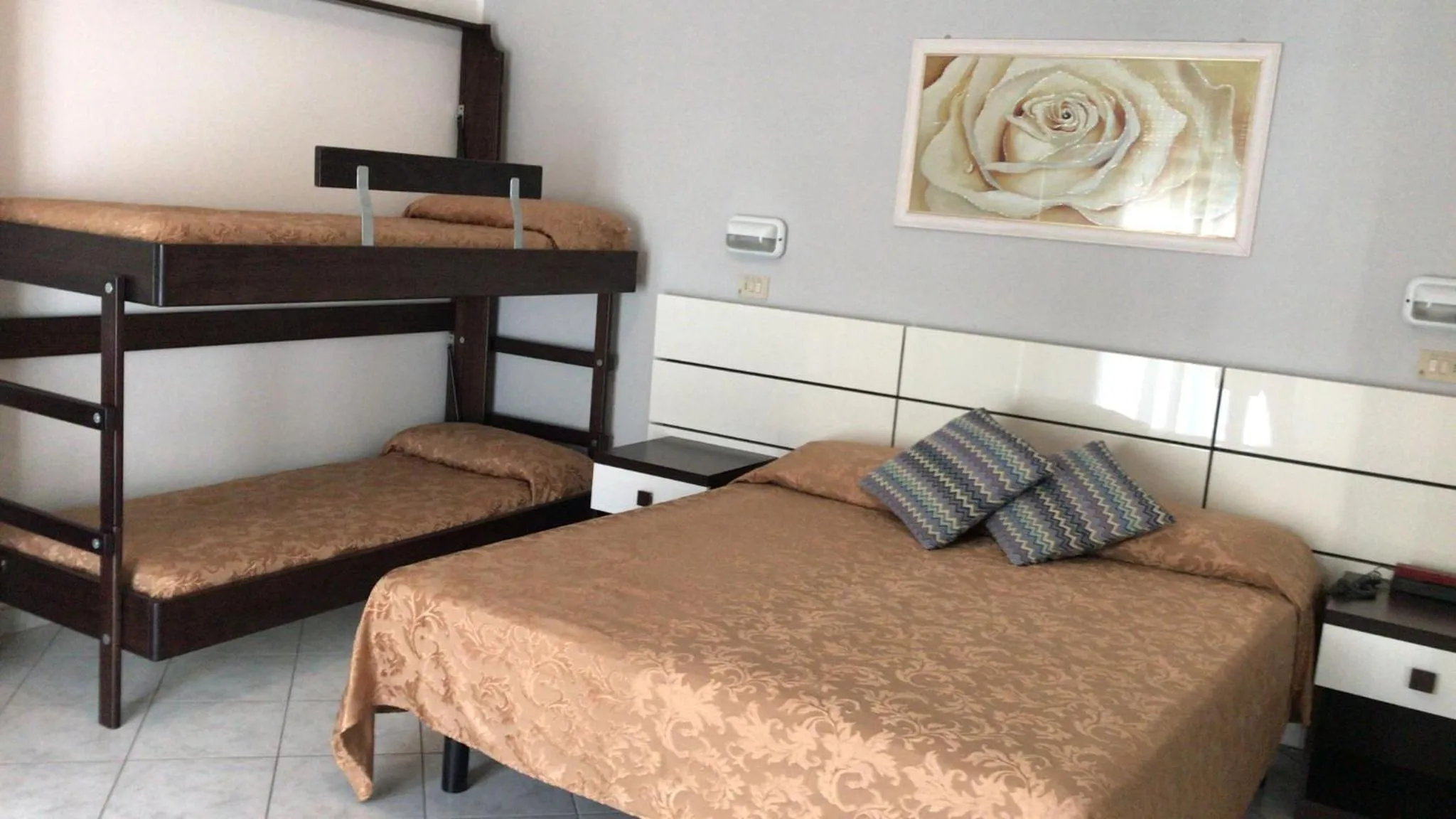 Bedroom, Bed in Hotel Des Bains