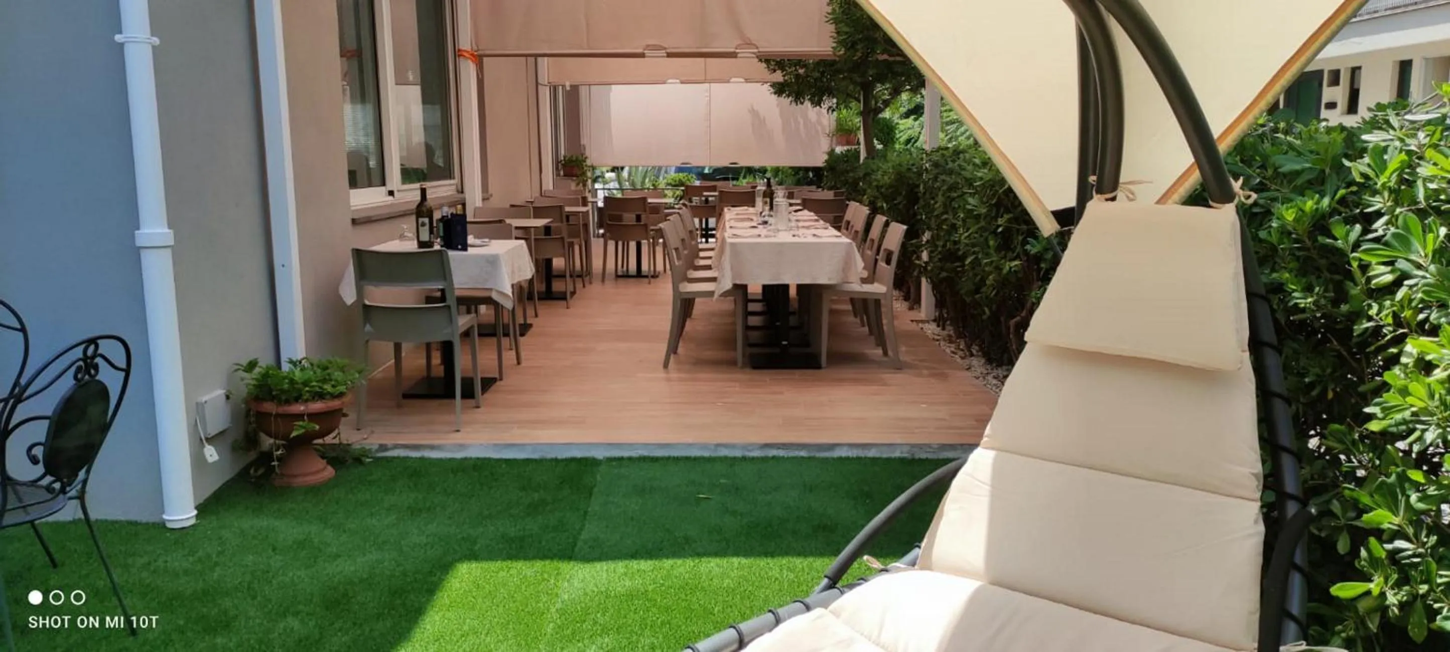 Restaurant/places to eat in Hotel Des Bains