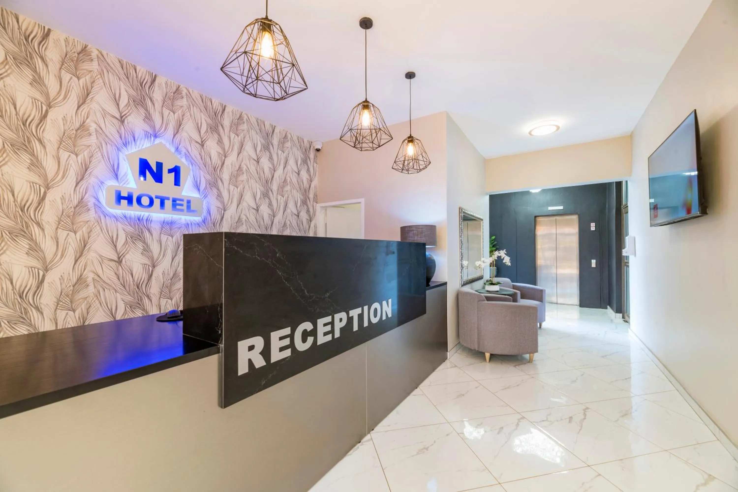 Lobby or reception in N1 Hotel Rotten Row Harare