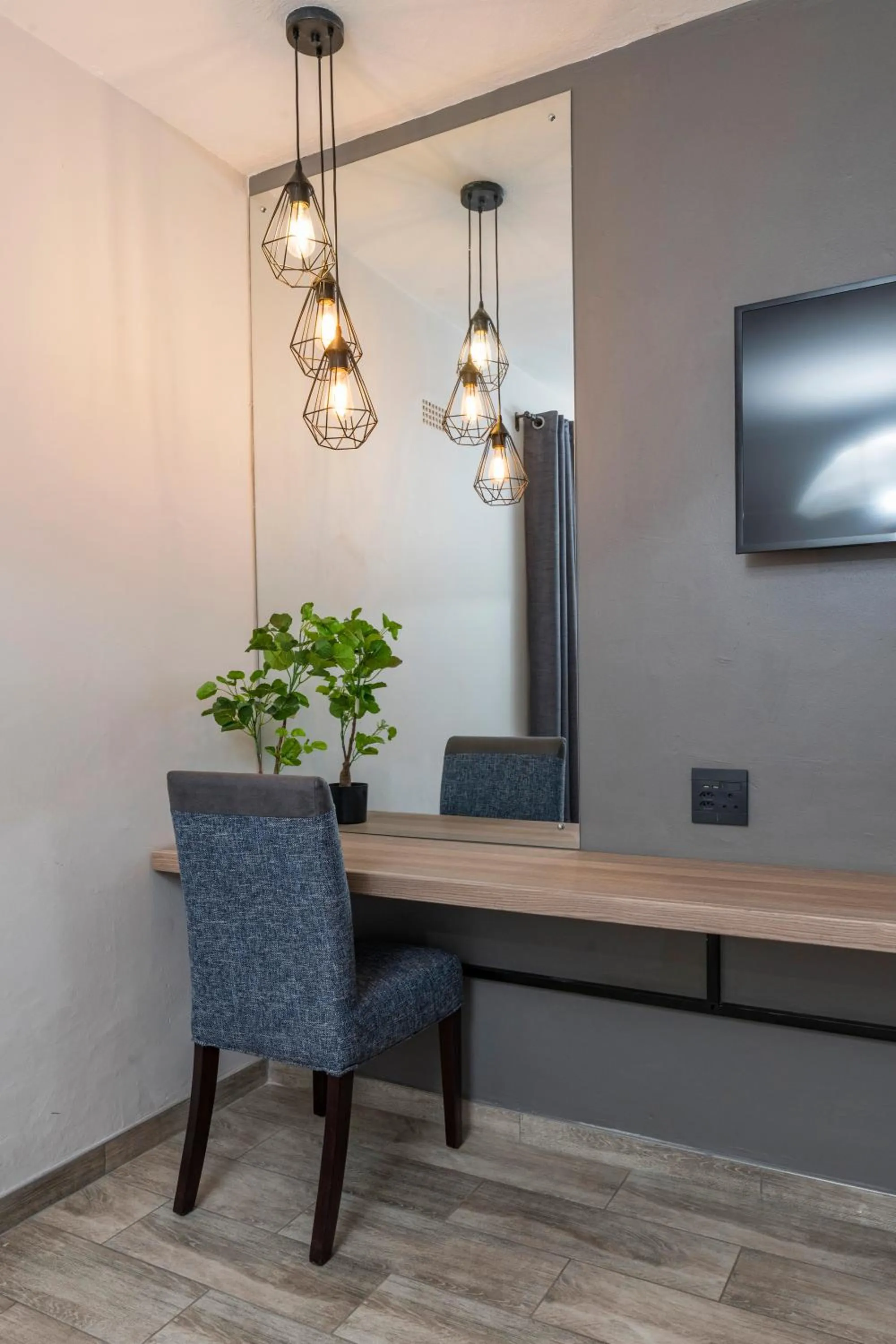 TV and multimedia in N1 Hotel Rotten Row Harare