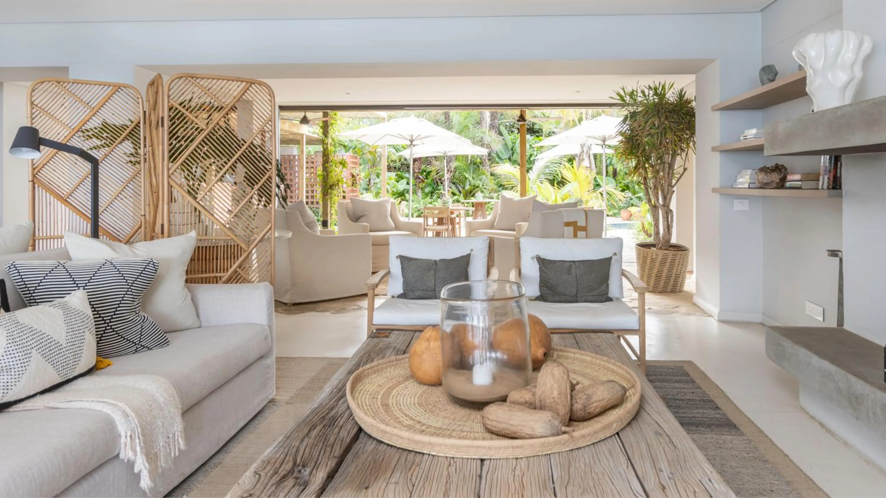 Lounge or bar in Sala Beach House