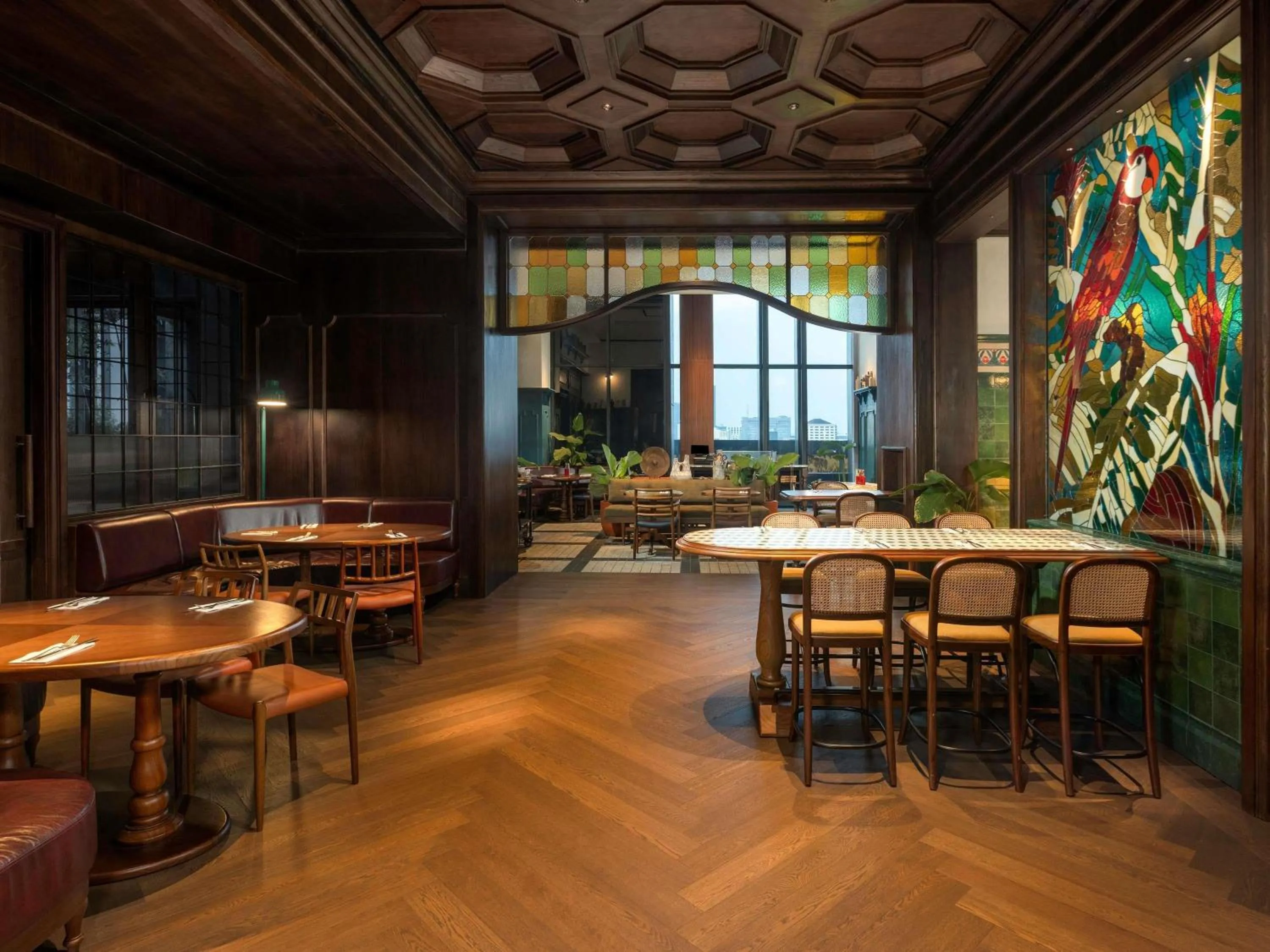 Restaurant/places to eat in 25hours Hotel Jakarta The Oddbird