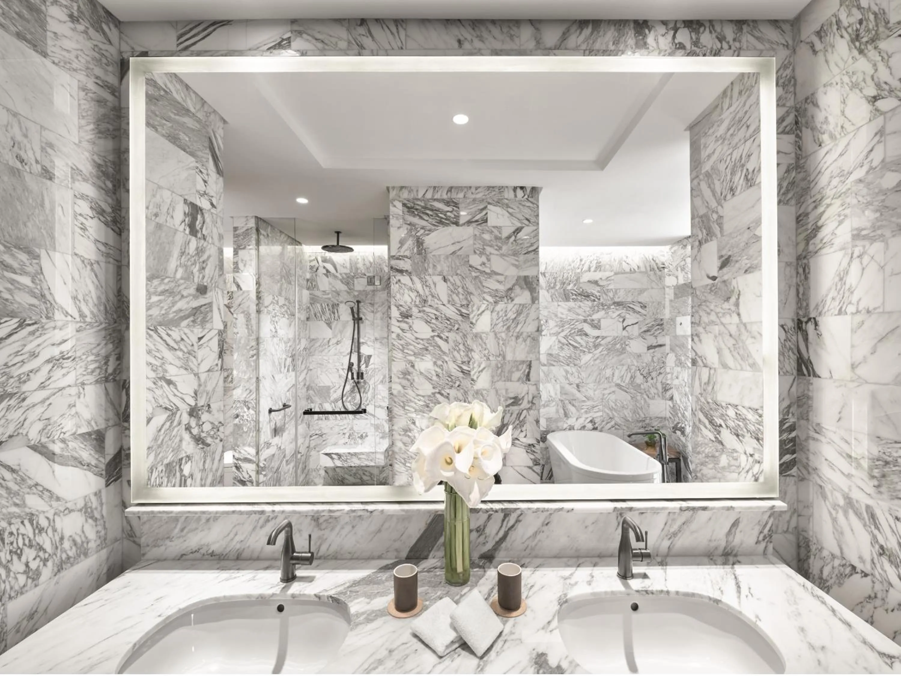 Bathroom in 25hours Hotel Jakarta The Oddbird