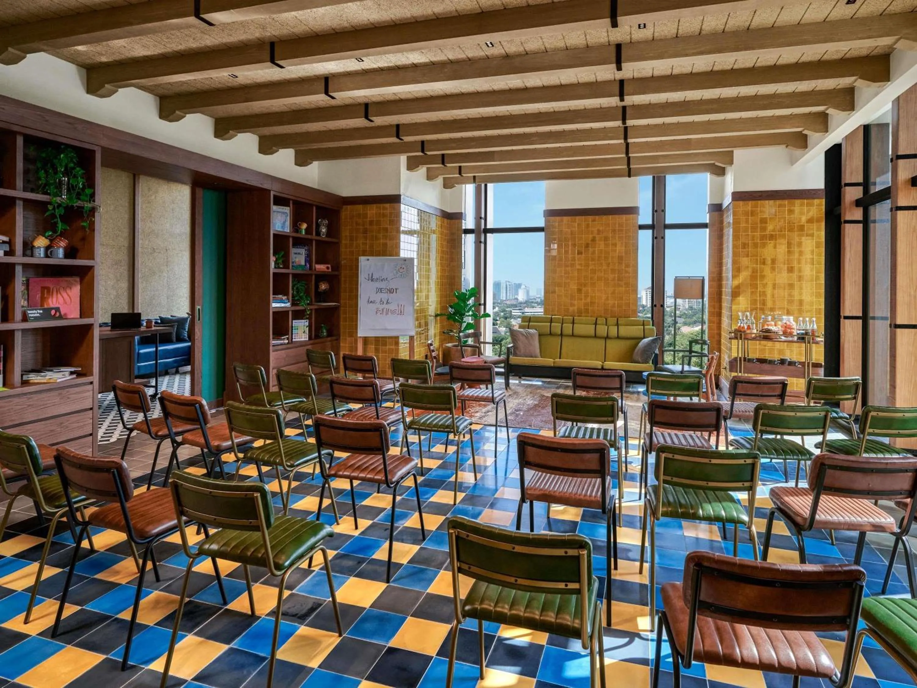 Meeting/conference room in 25hours Hotel Jakarta The Oddbird