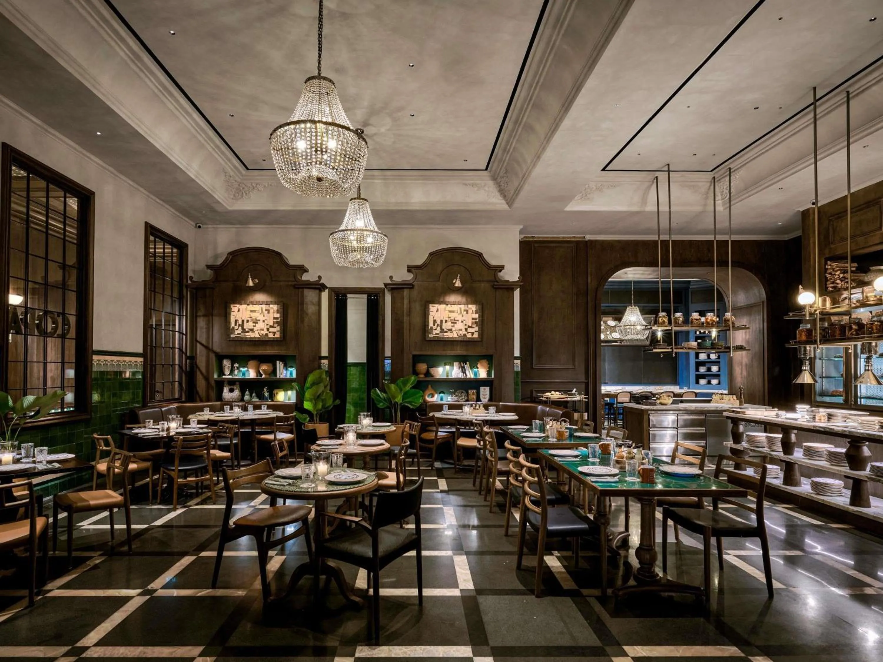 Restaurant/places to eat in 25hours Hotel Jakarta The Oddbird