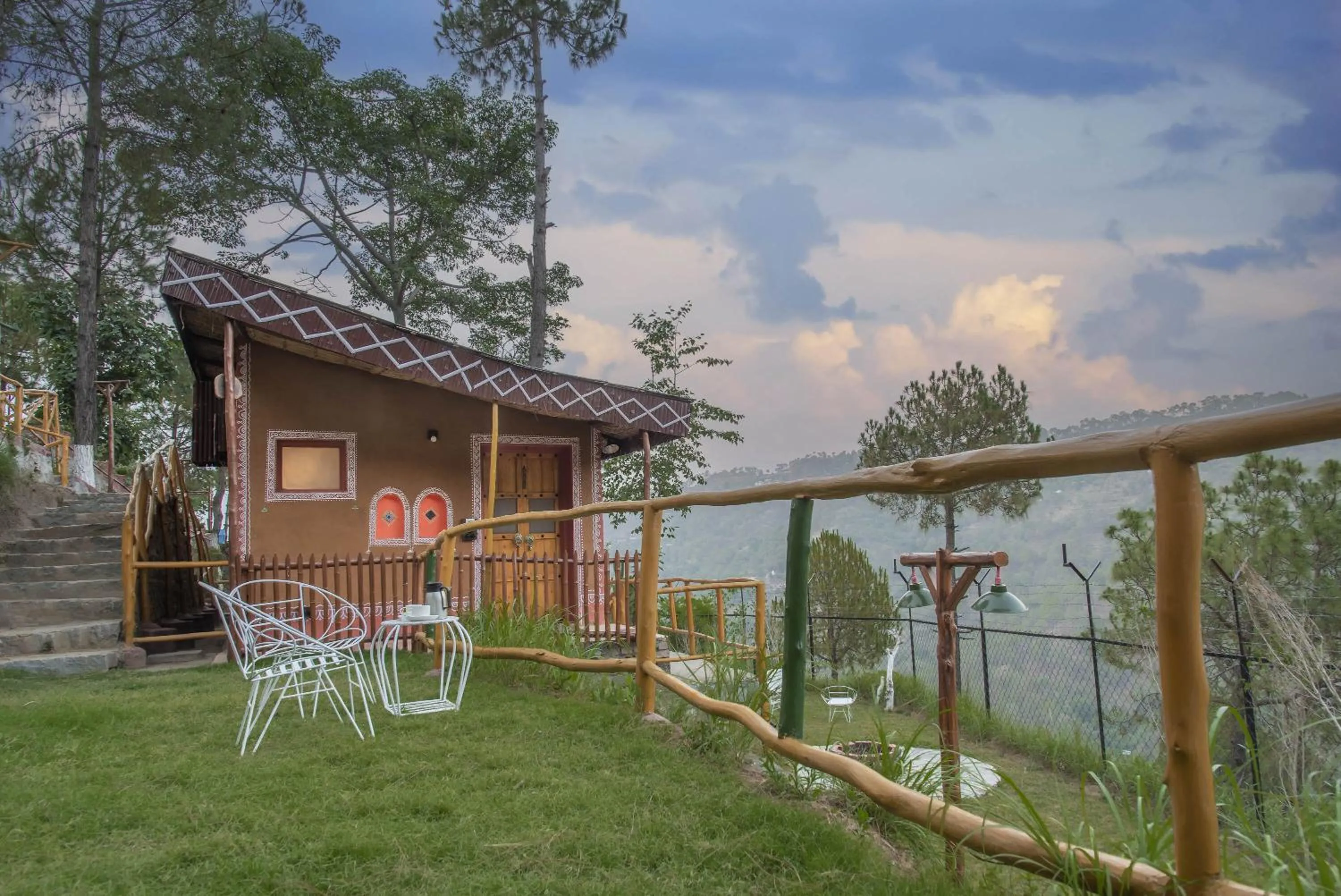 Property building in A Kasauli Ggaon by Echor