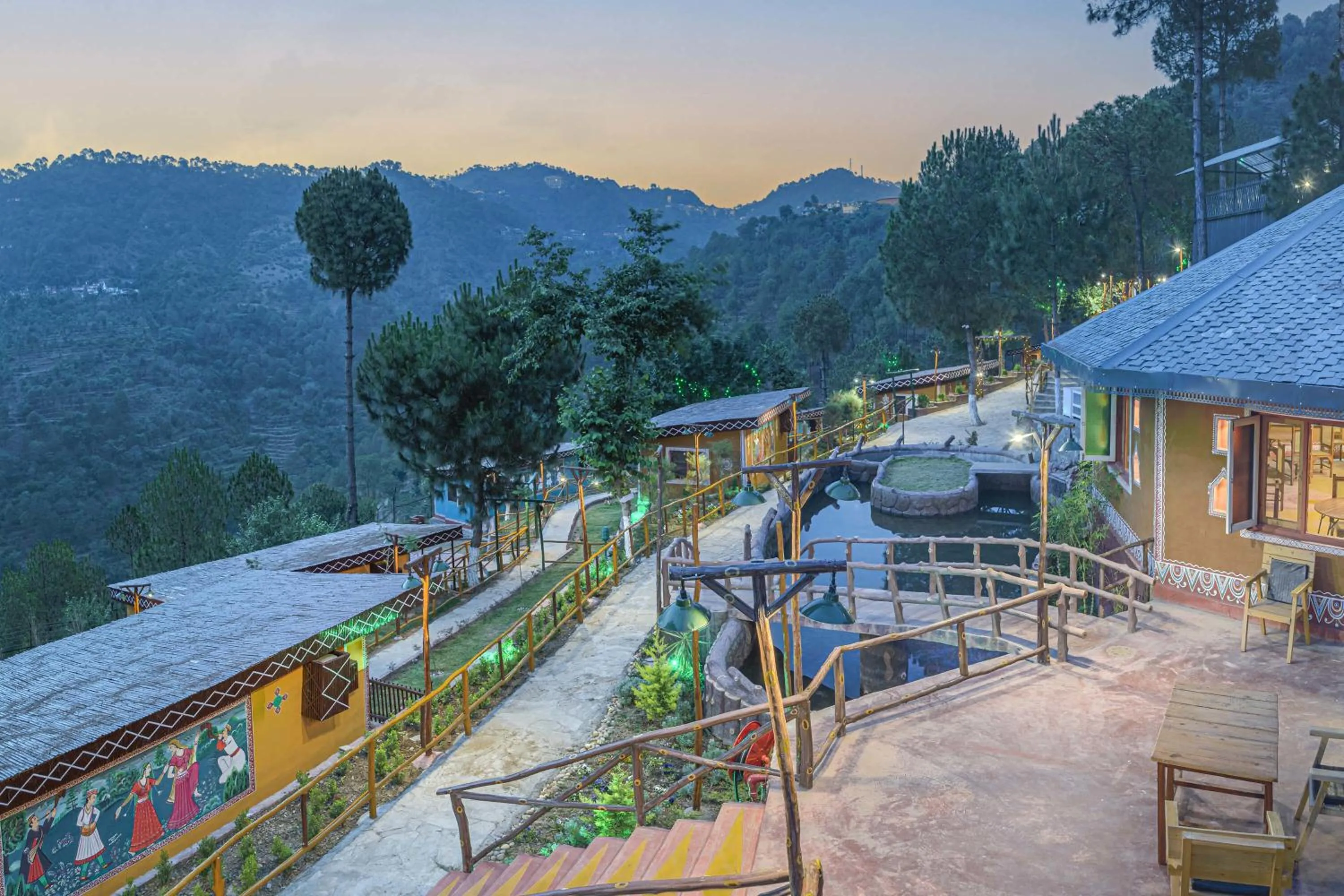 Property building in A Kasauli Ggaon by Echor