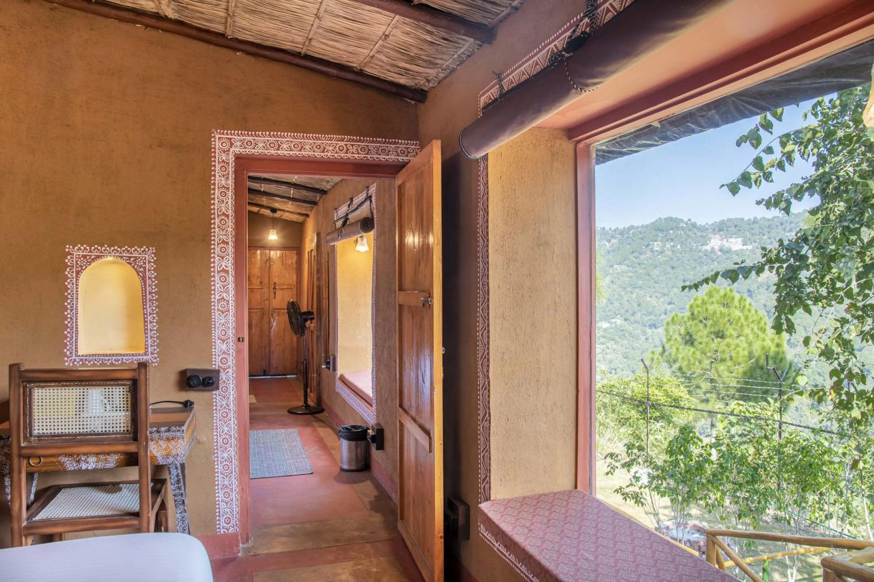 Natural landscape in A Kasauli Ggaon by Echor