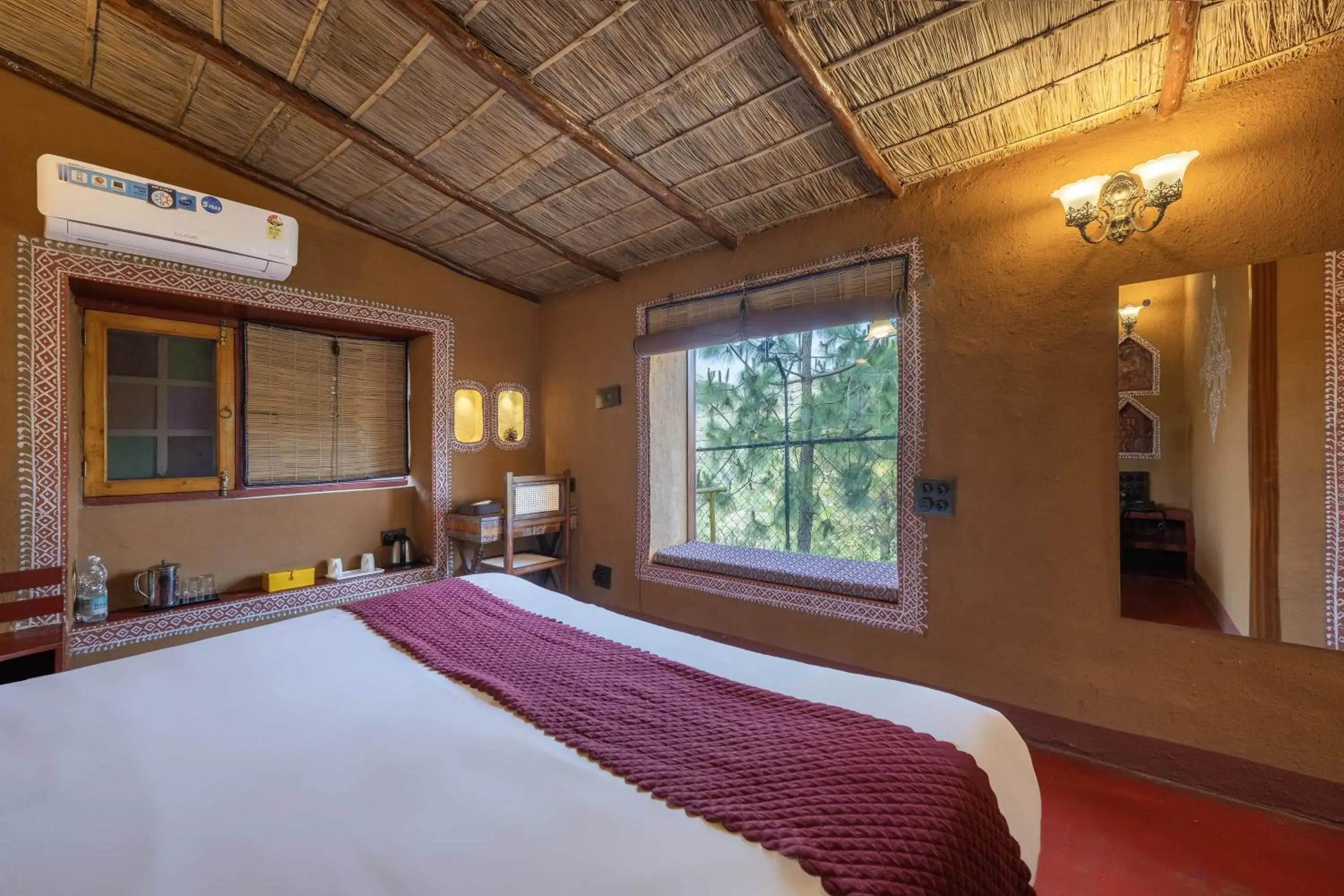 Double Room with Mountain View in A Kasauli Ggaon by Echor Double Room with Mountain View in A Kasauli Ggaon by Echor