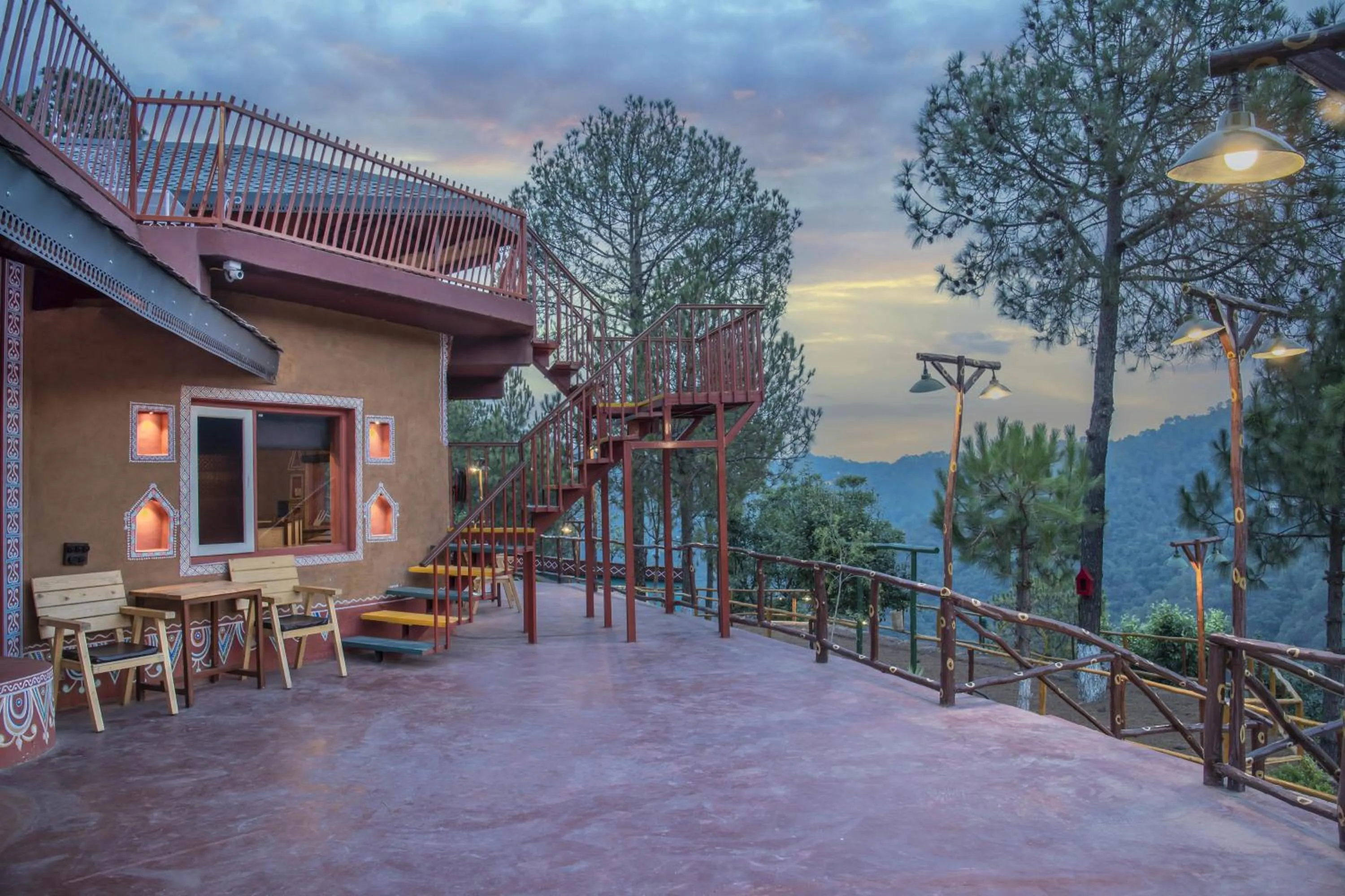 Property building in A Kasauli Ggaon by Echor