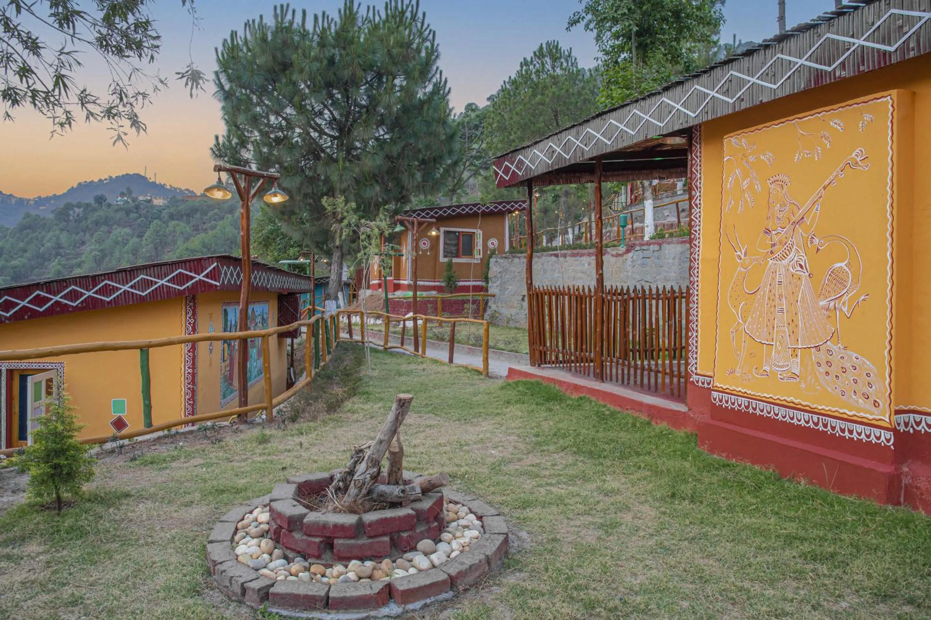 Property building in A Kasauli Ggaon by Echor