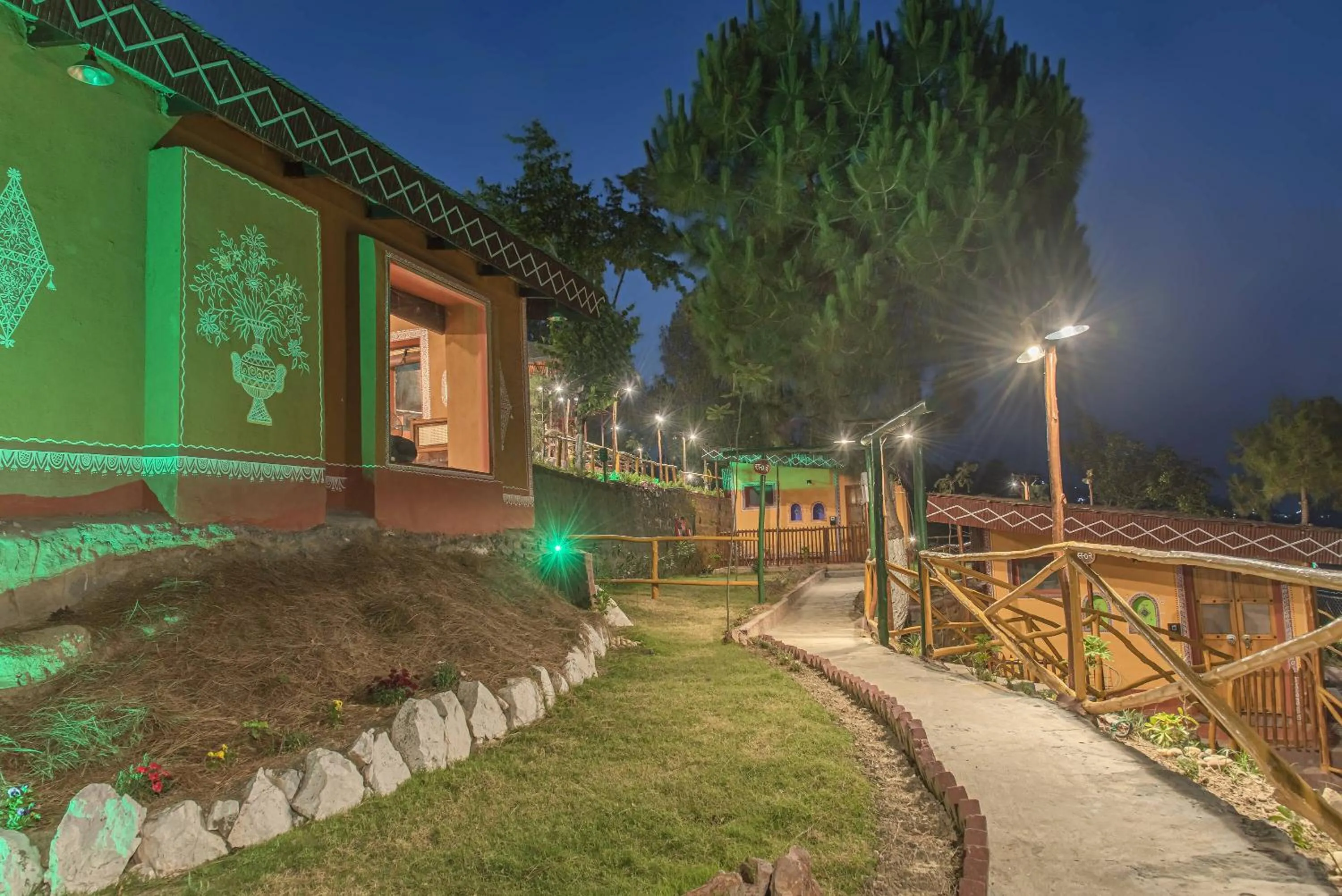 Property building in A Kasauli Ggaon by Echor