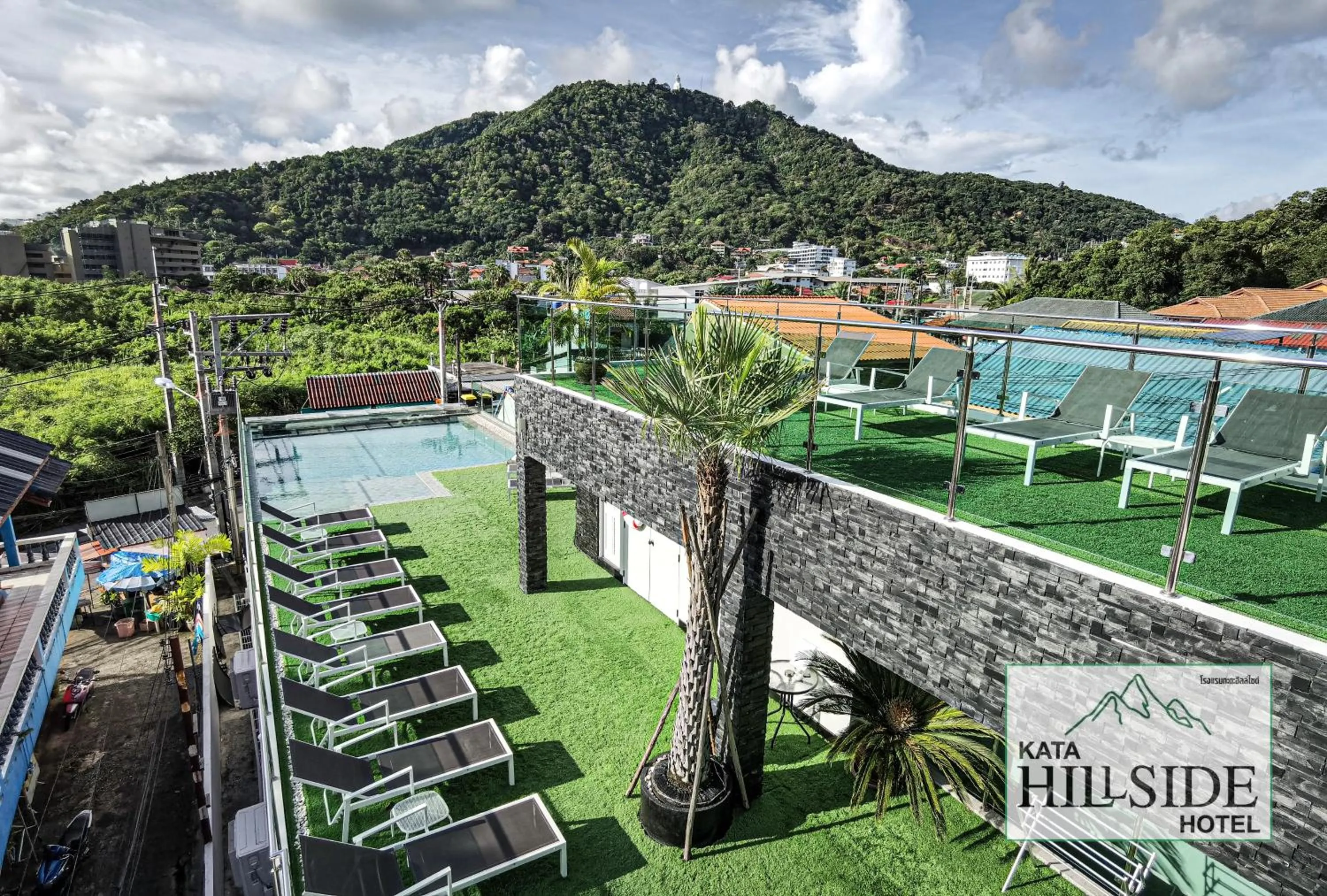 Kata Hillside Hotel