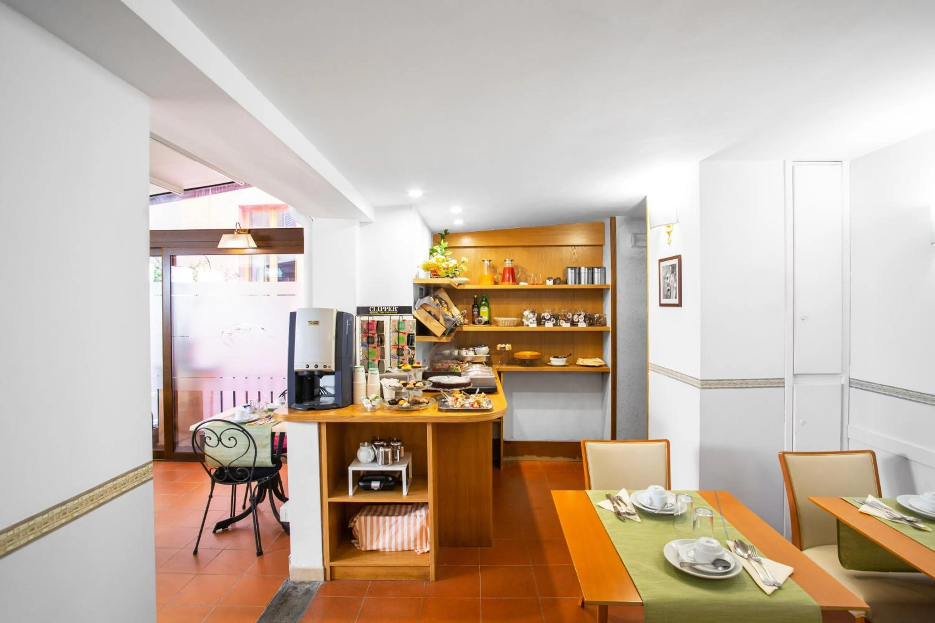 Breakfast in Hotel Piazza Di Spagna