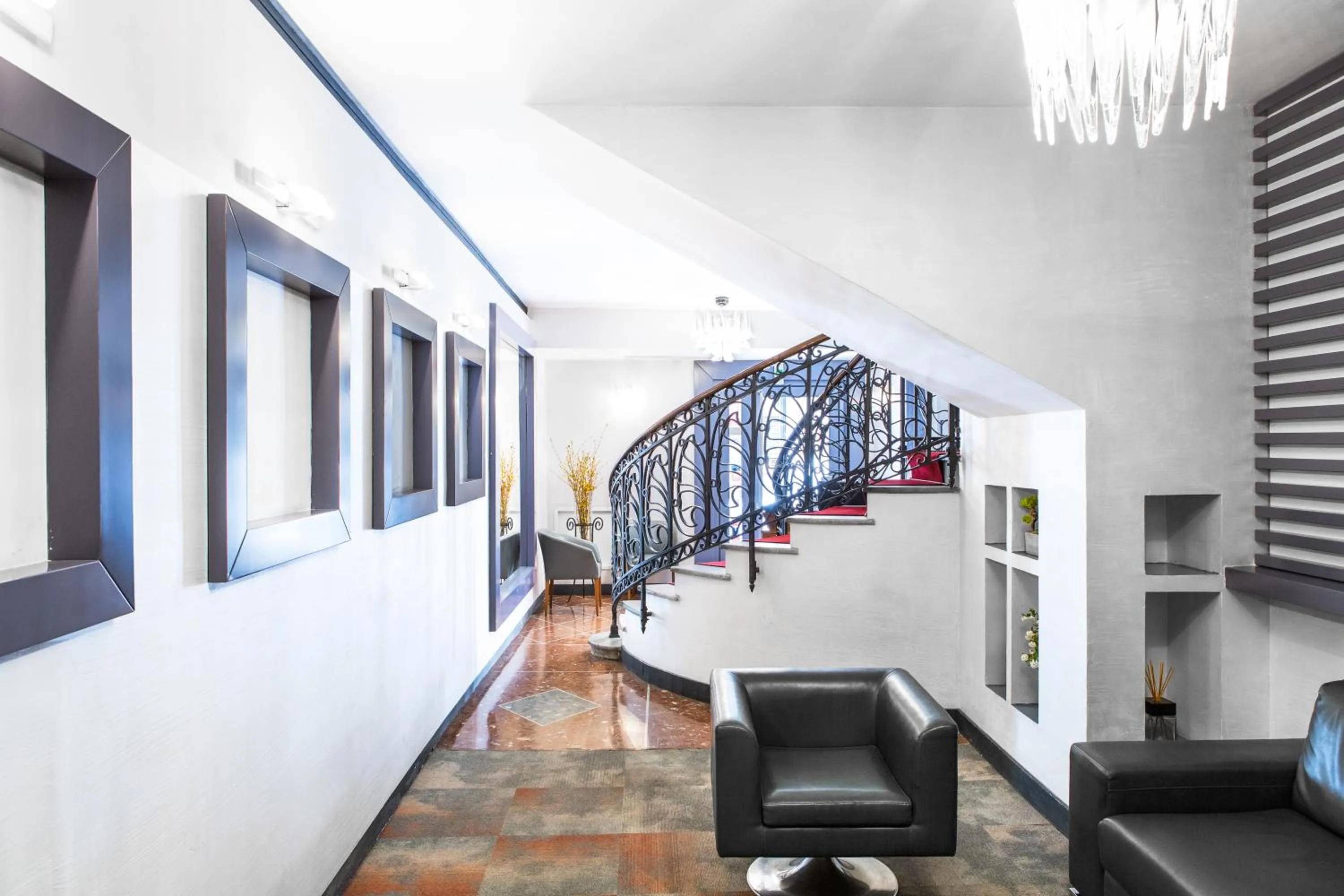 Lobby or reception in Hotel Piazza Di Spagna