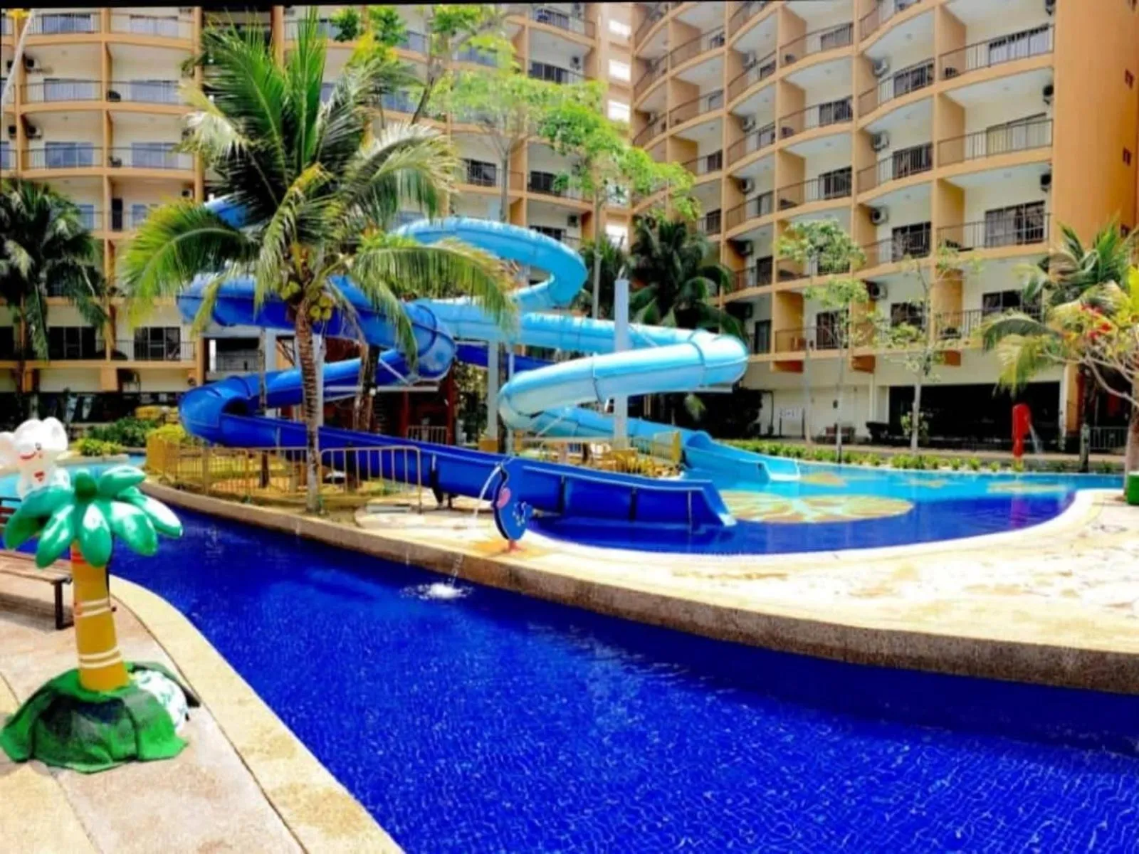 5pax Gold Coast Morib Resort - Banting Sepang KLIA Tanjung Sepat