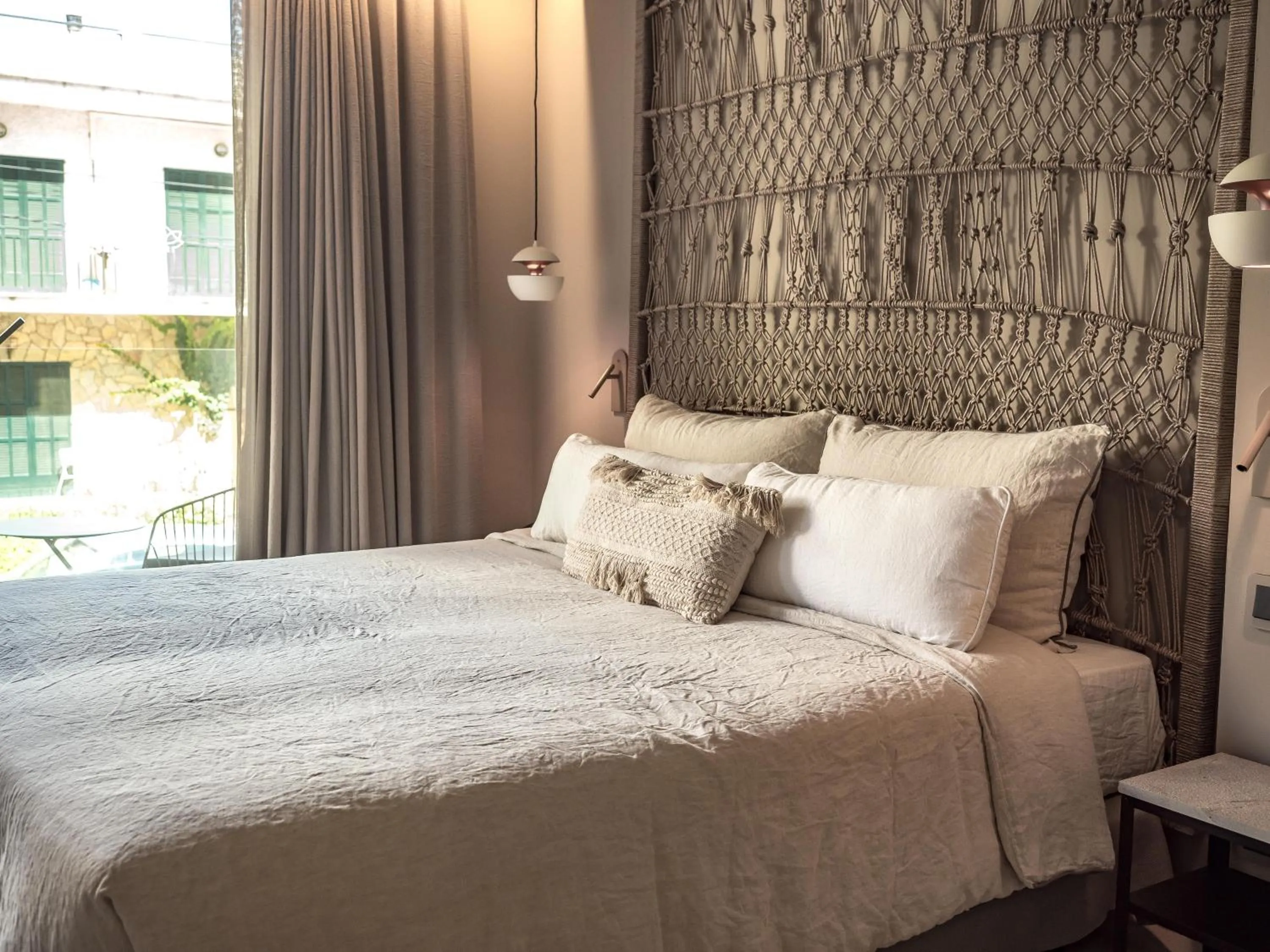 Photo of the whole room, Bed in Barefoot Hotel Mallorca