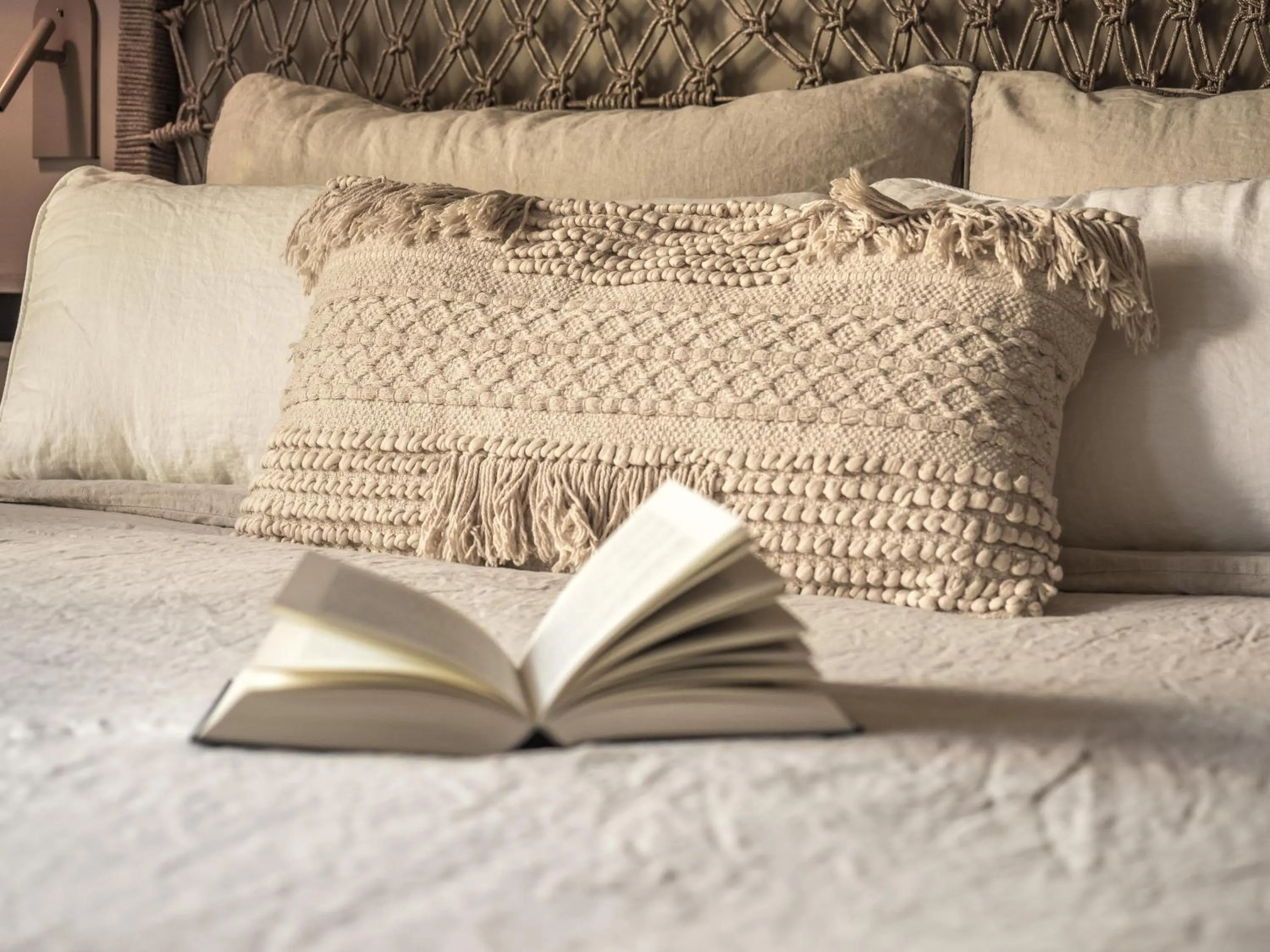 Photo of the whole room, Bed in Barefoot Hotel Mallorca