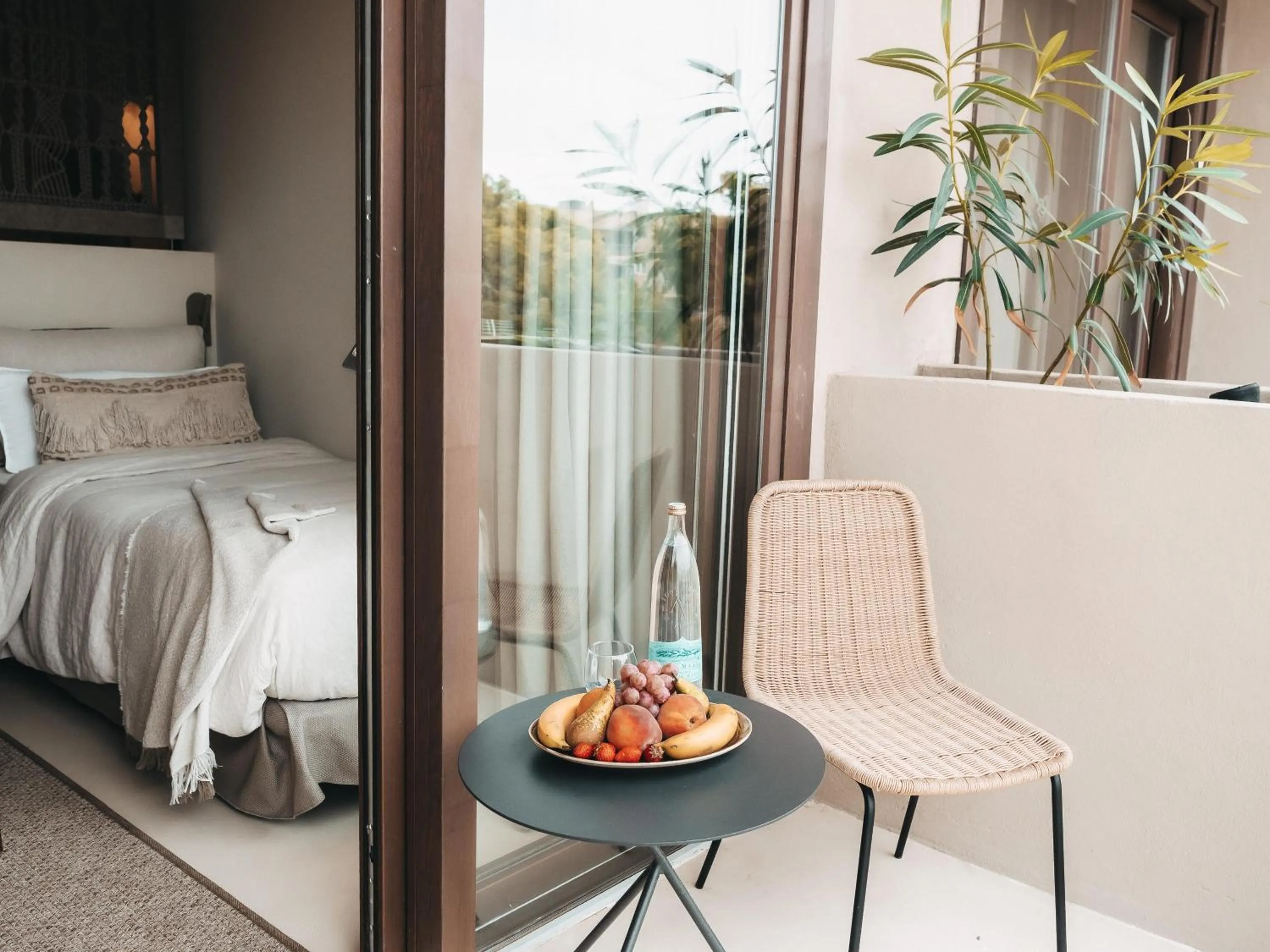 Photo of the whole room, Bed in Barefoot Hotel Mallorca