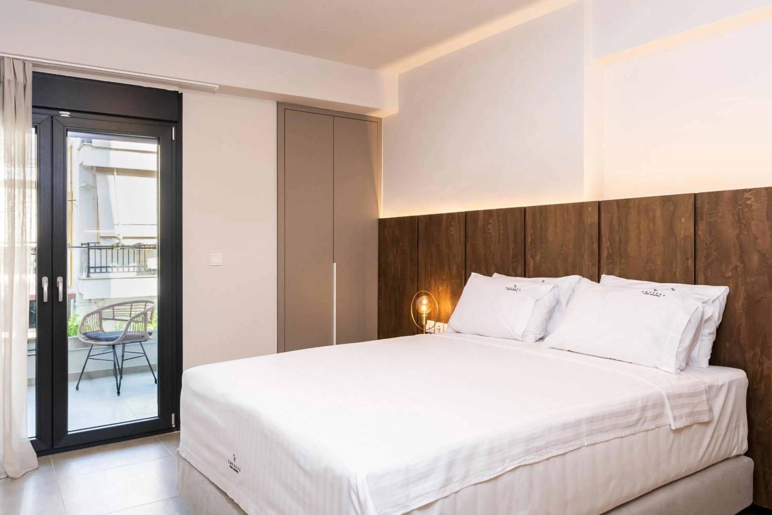 Bedroom, Bed in Empress Luxury Residences