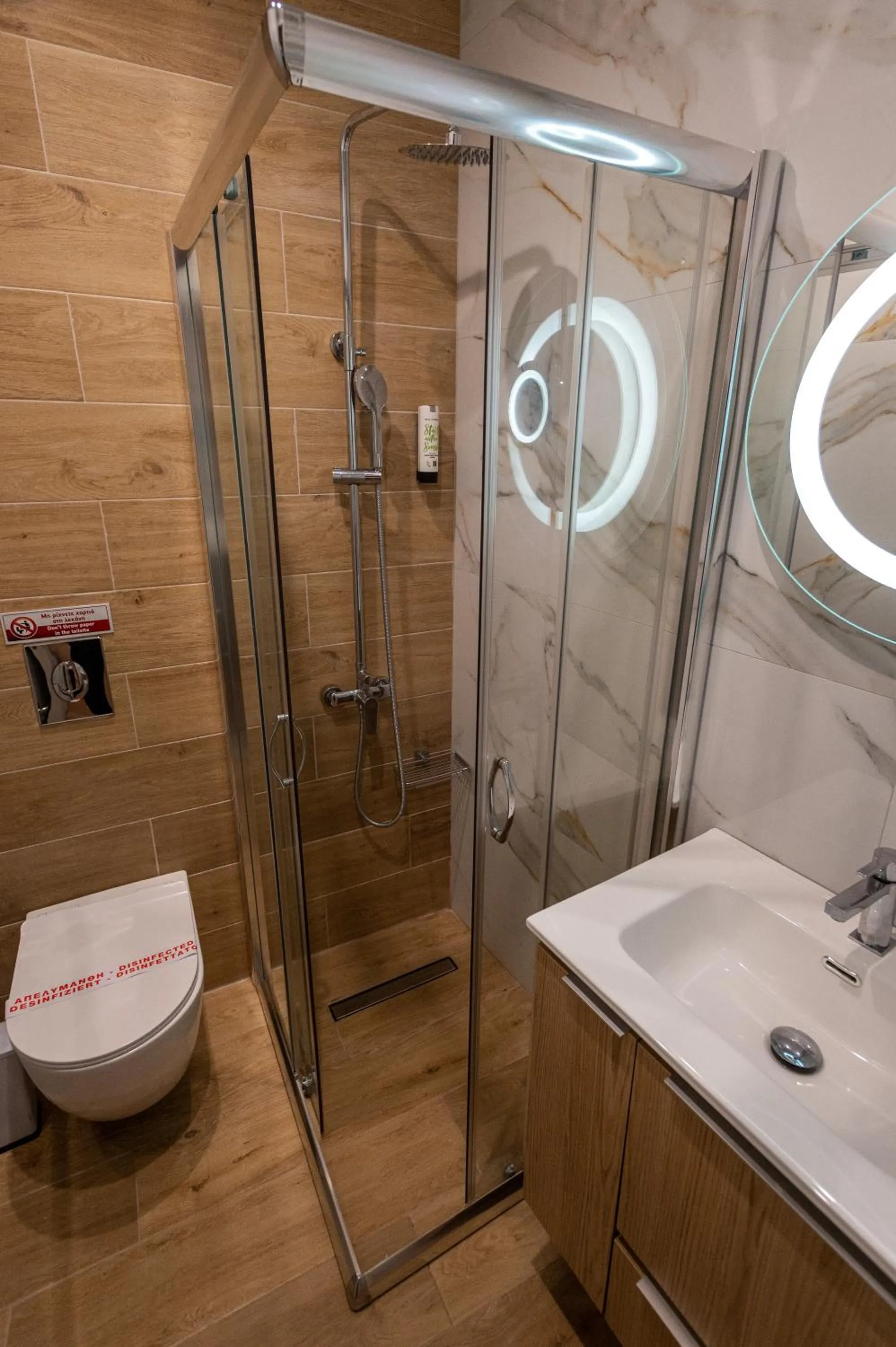 Shower in Empress Luxury Residences