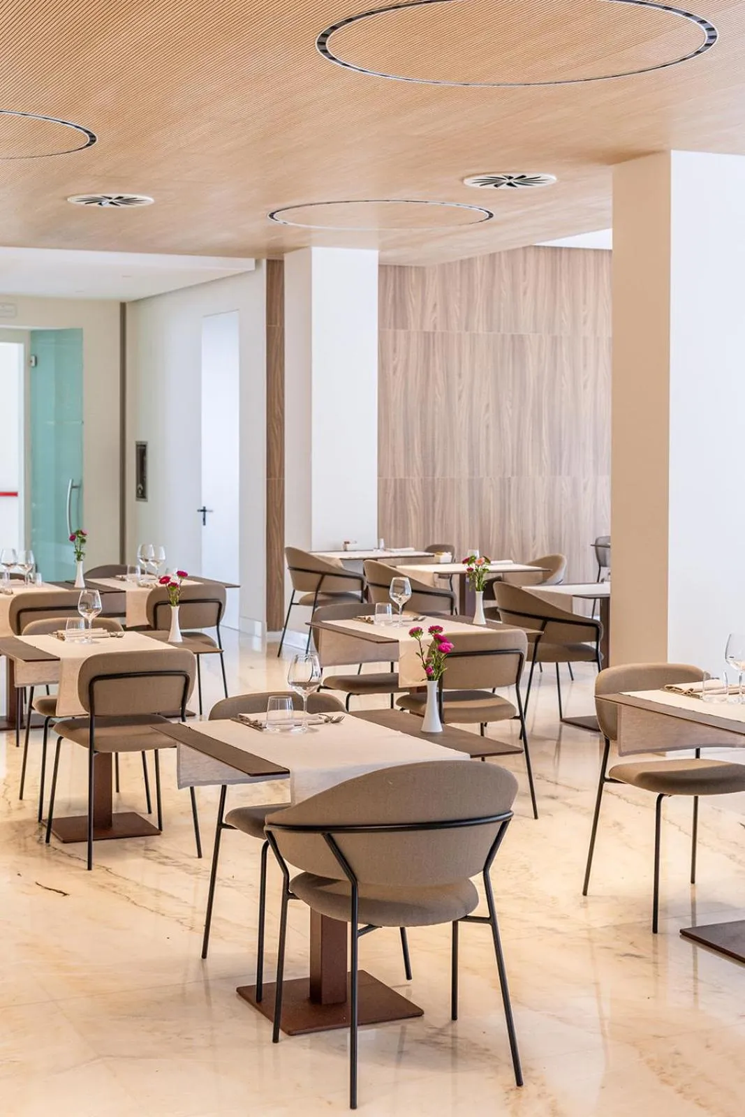 Restaurant/places to eat in B&B HOTEL Habitat Giussano