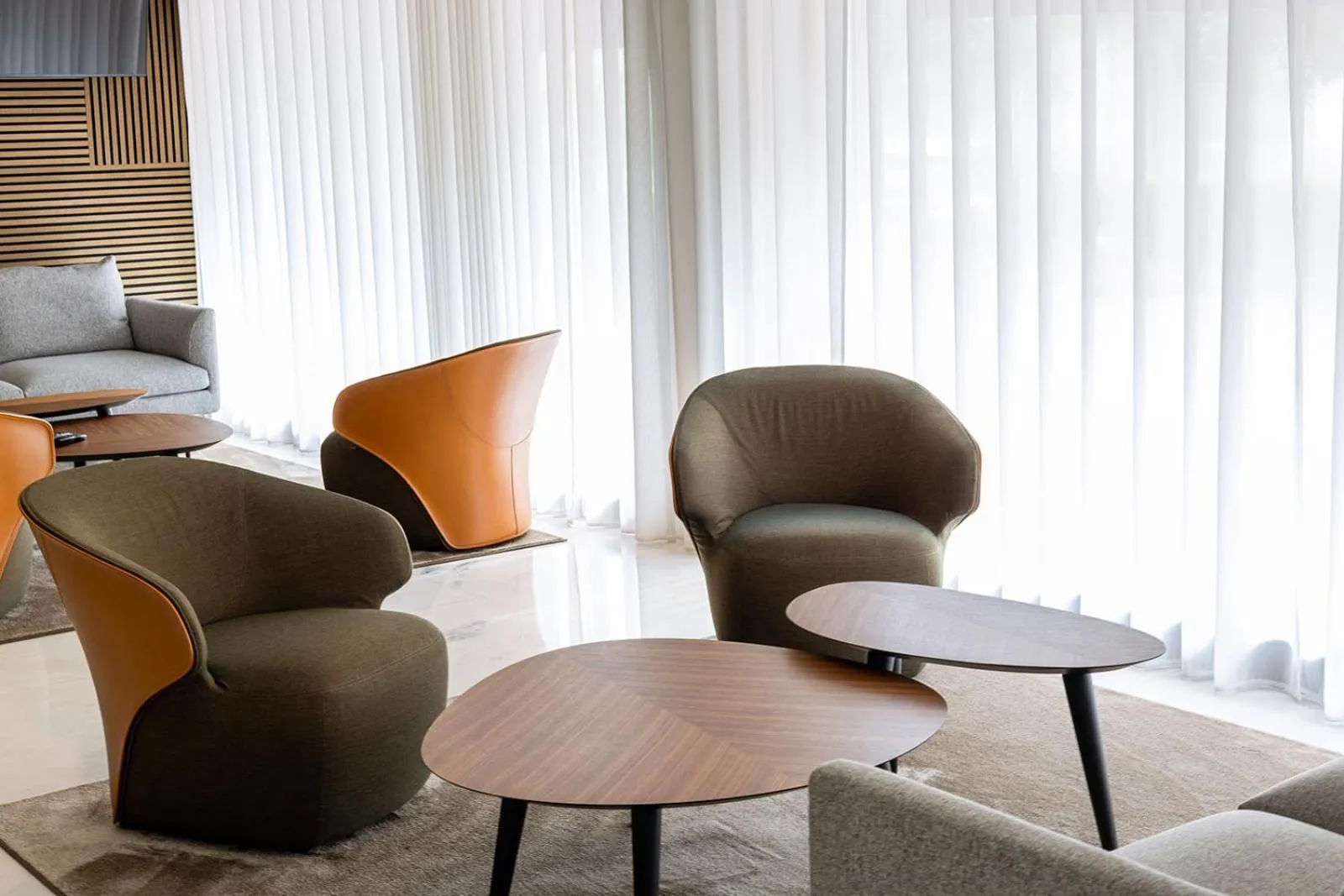 Seating area in B&B HOTEL Habitat Giussano