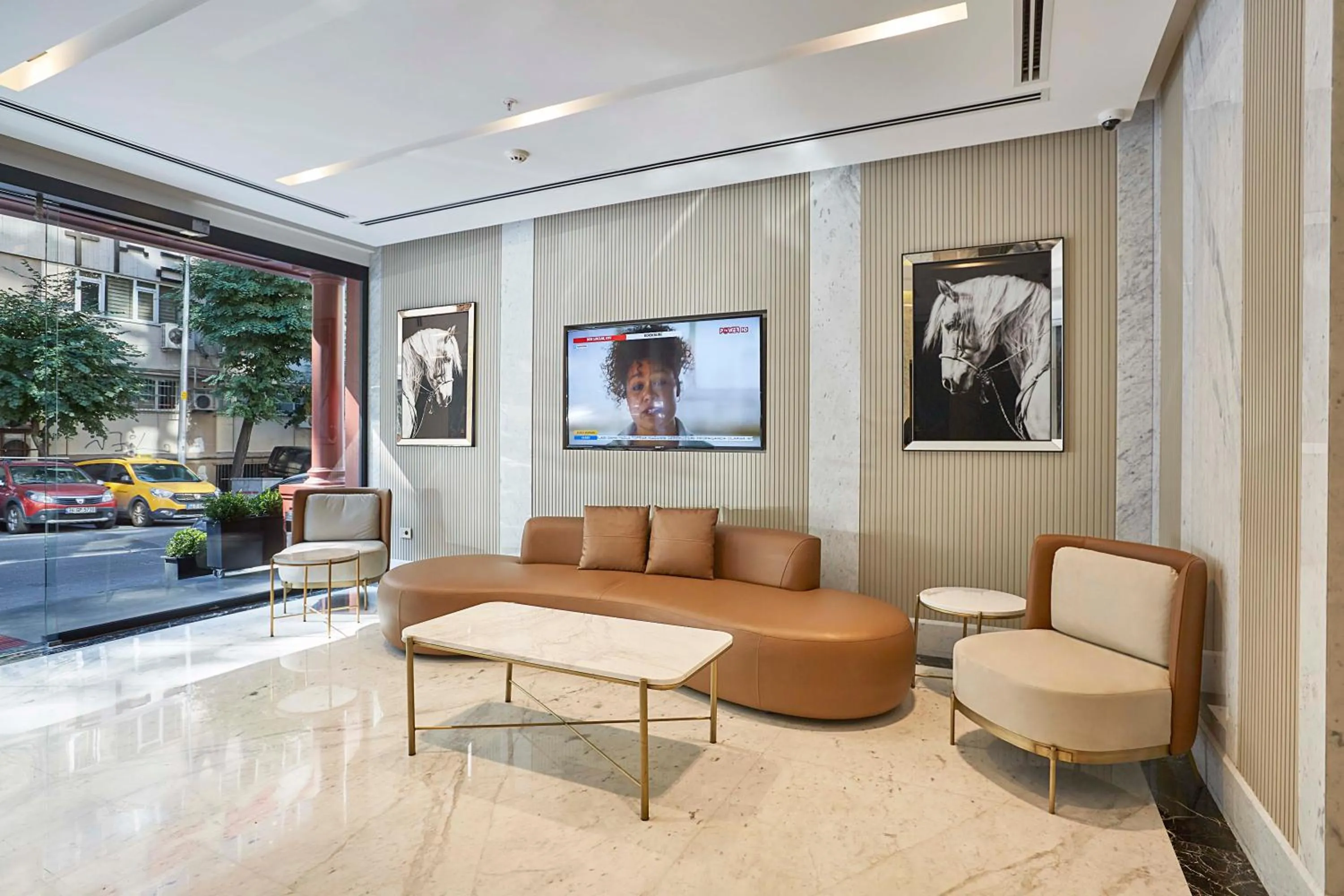 Lobby or reception in THE HUBİ HOTEL