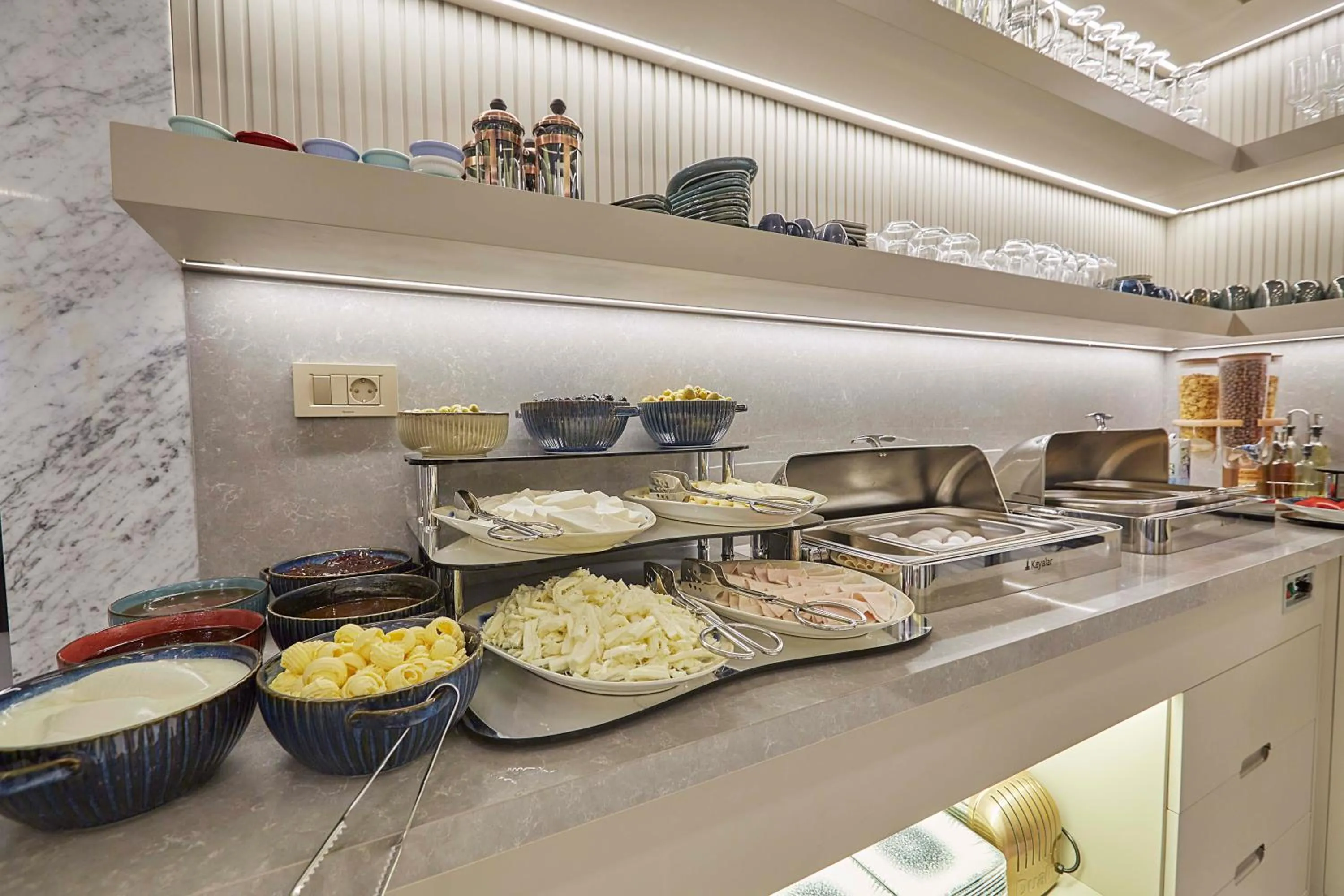 Buffet breakfast in THE HUBİ HOTEL