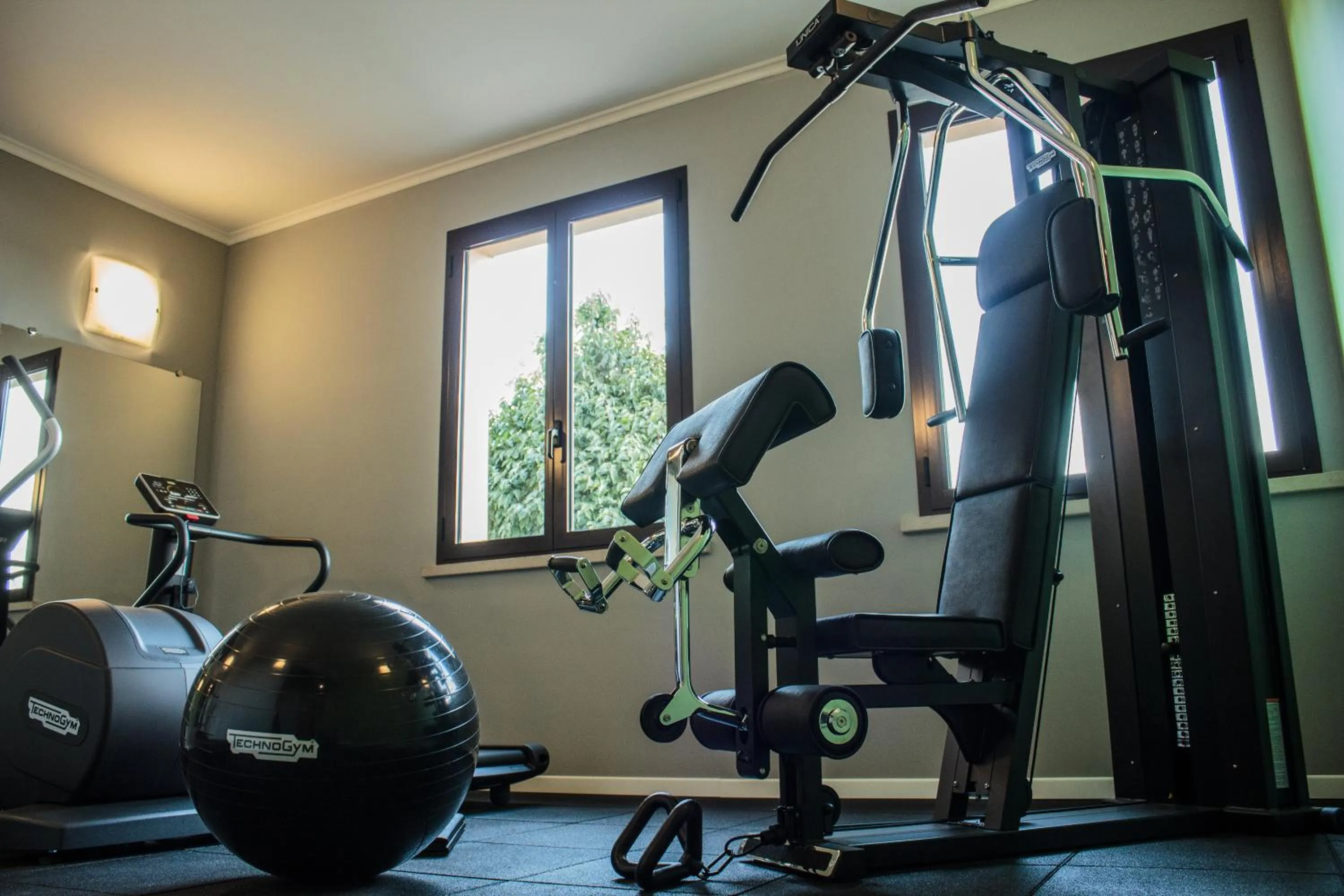 Fitness centre/facilities in UNA HOTELS Occhiobello