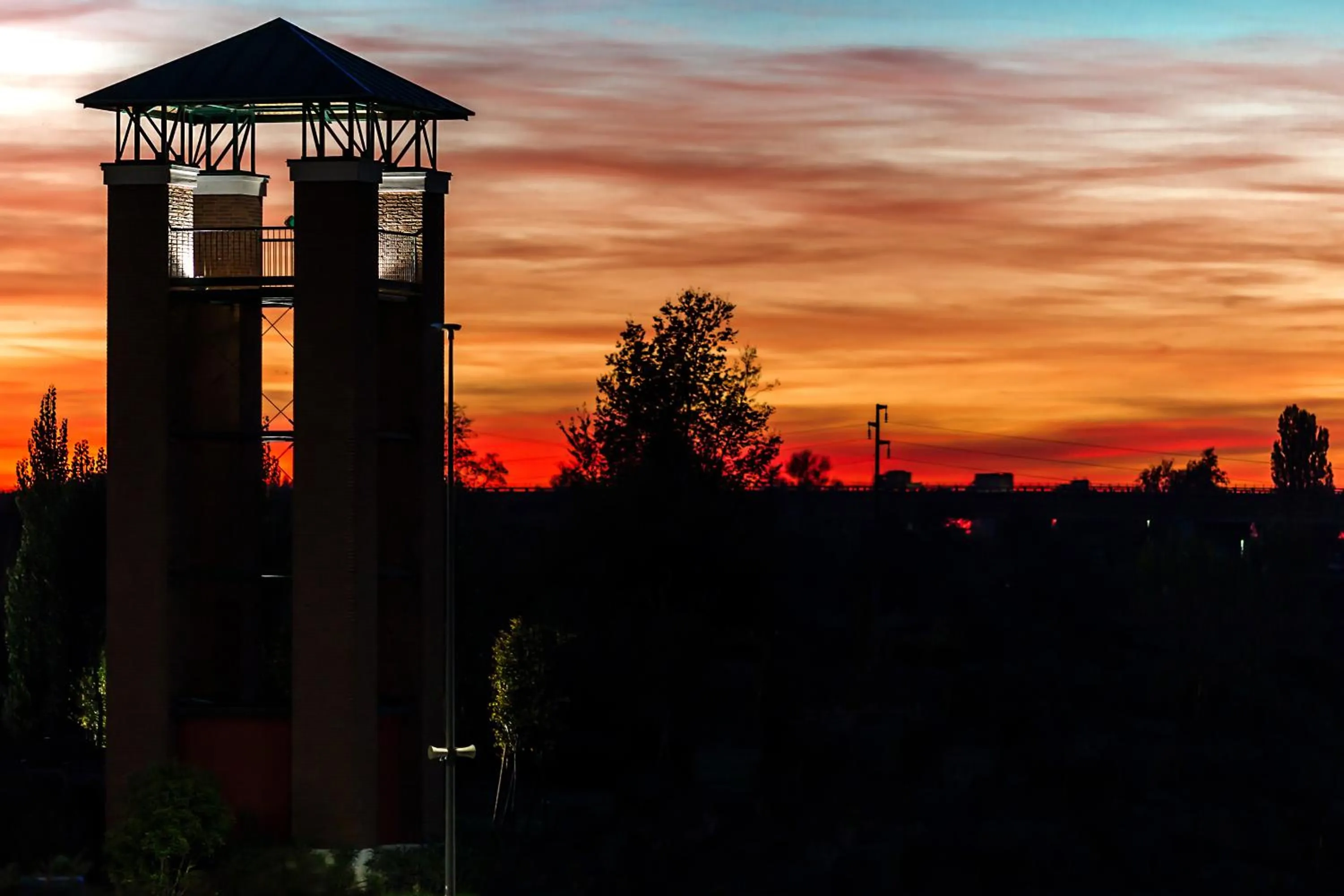 Sunset in UNA HOTELS Occhiobello