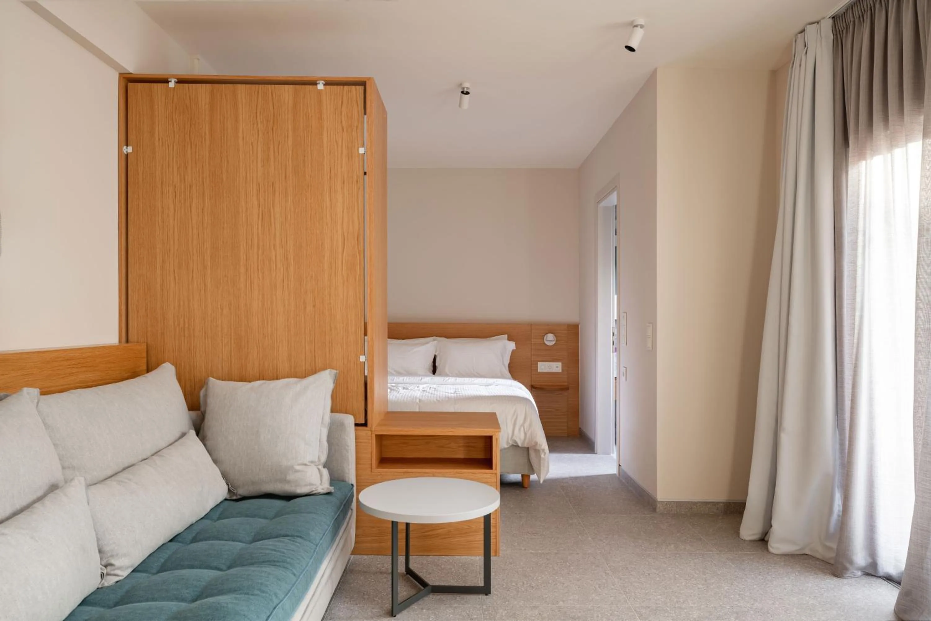 Photo of the whole room, Bed in Townhouse Lefkada